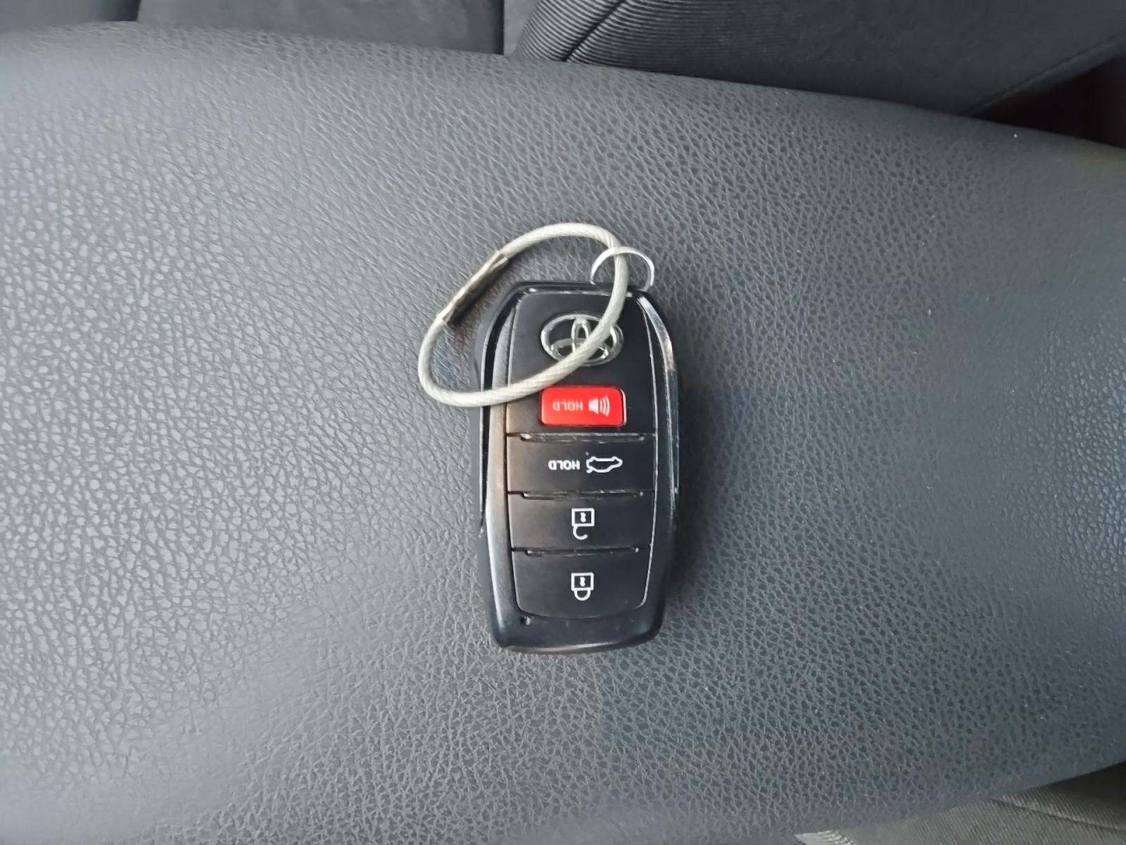 2025 Toyota Camry LE FWD