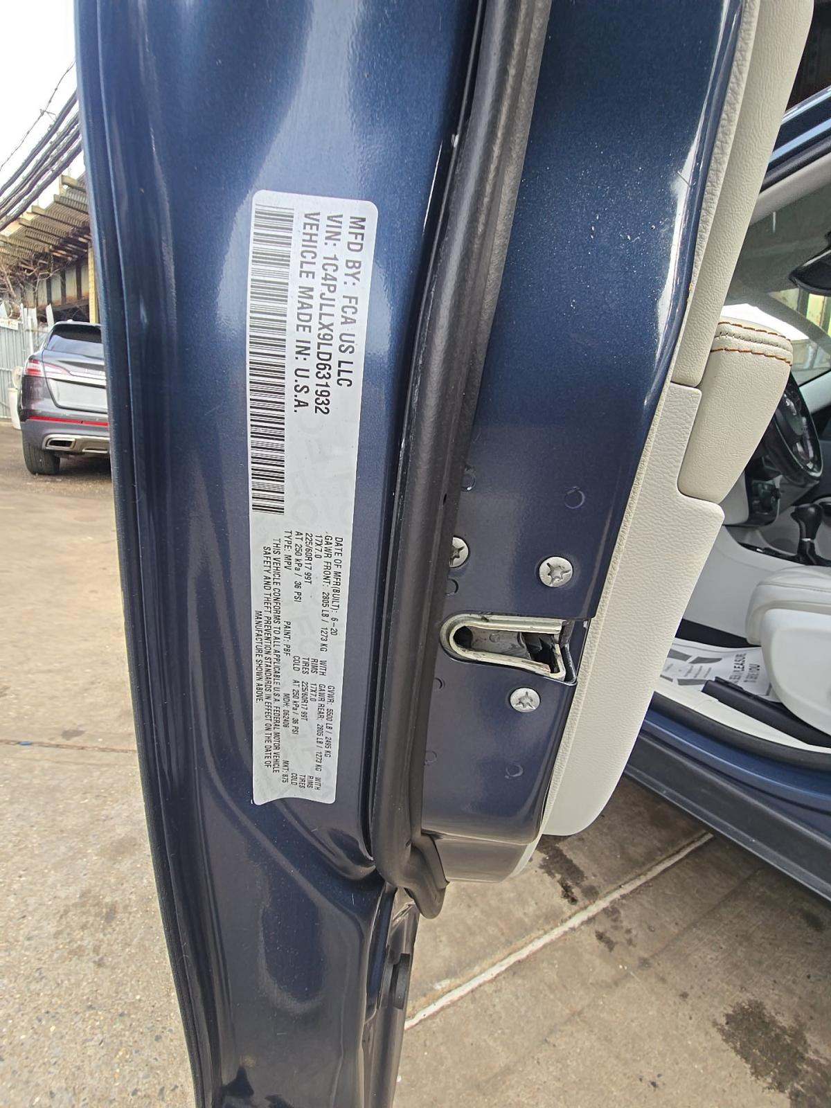 JEEP LATITUDE PLUS LUX - 5