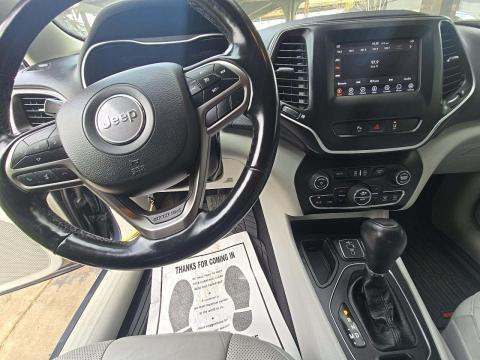 JEEP LATITUDE PLUS LUX - 10