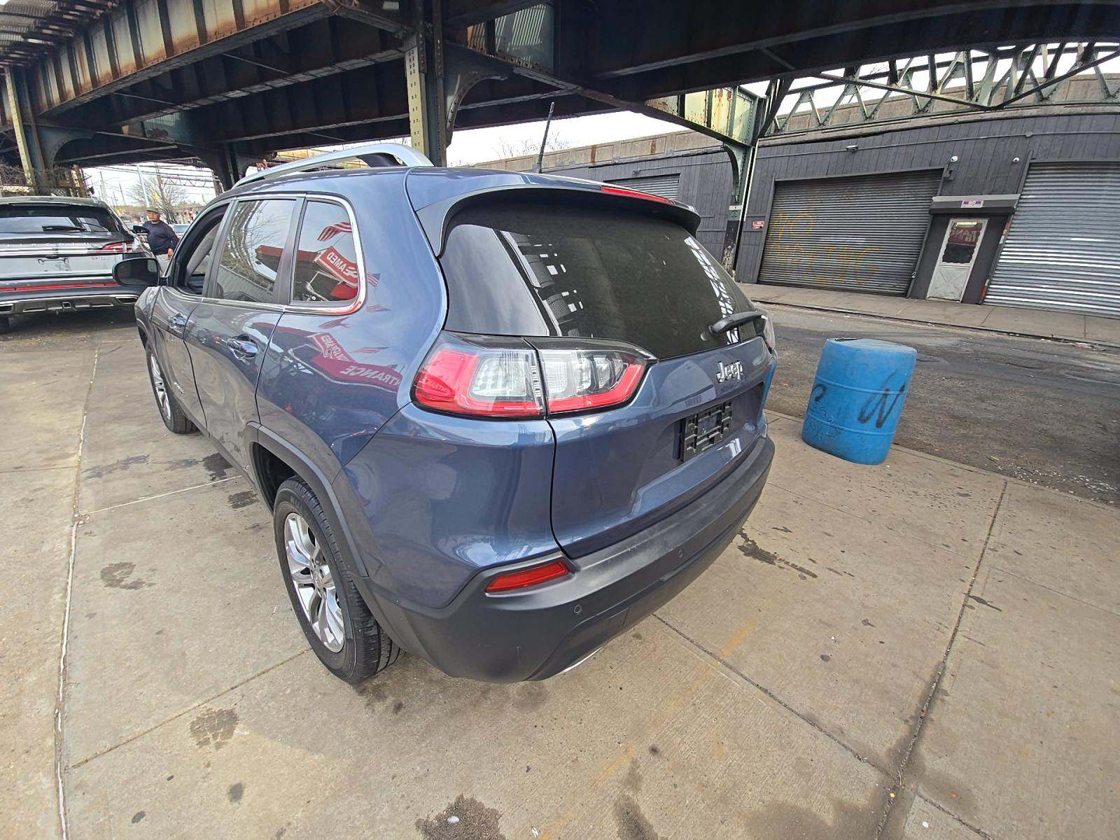 JEEP LATITUDE PLUS LUX - 2