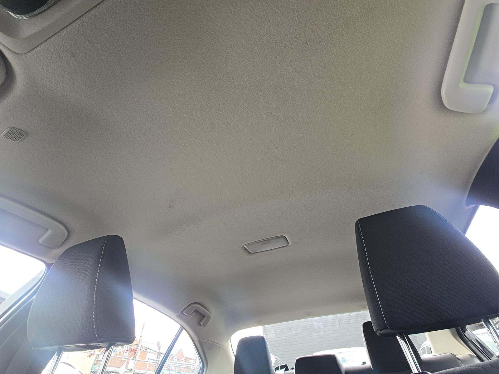 2024 Toyota Corolla Hybrid LE FWD