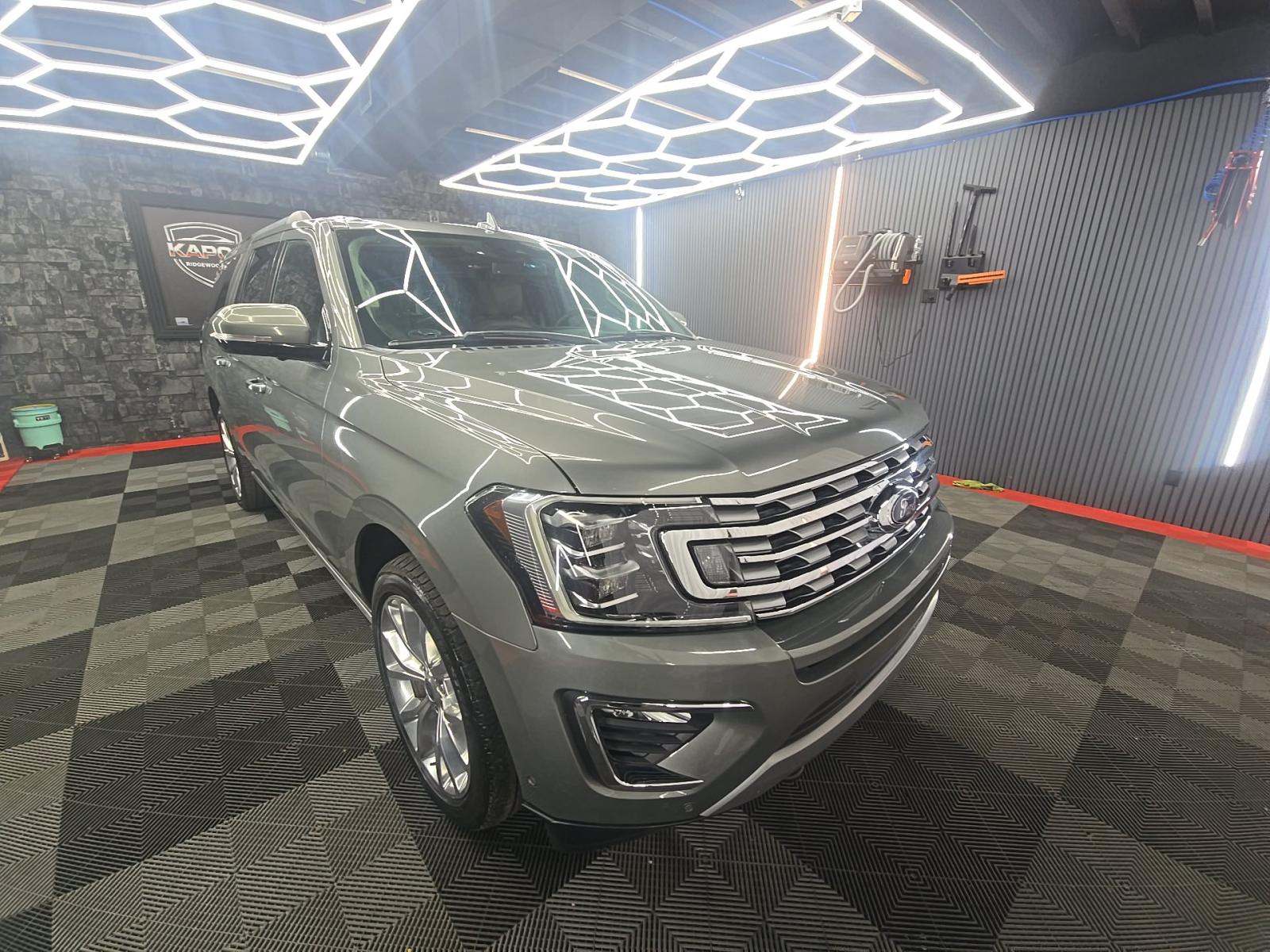 FORD EXPEDITION MAX - 4