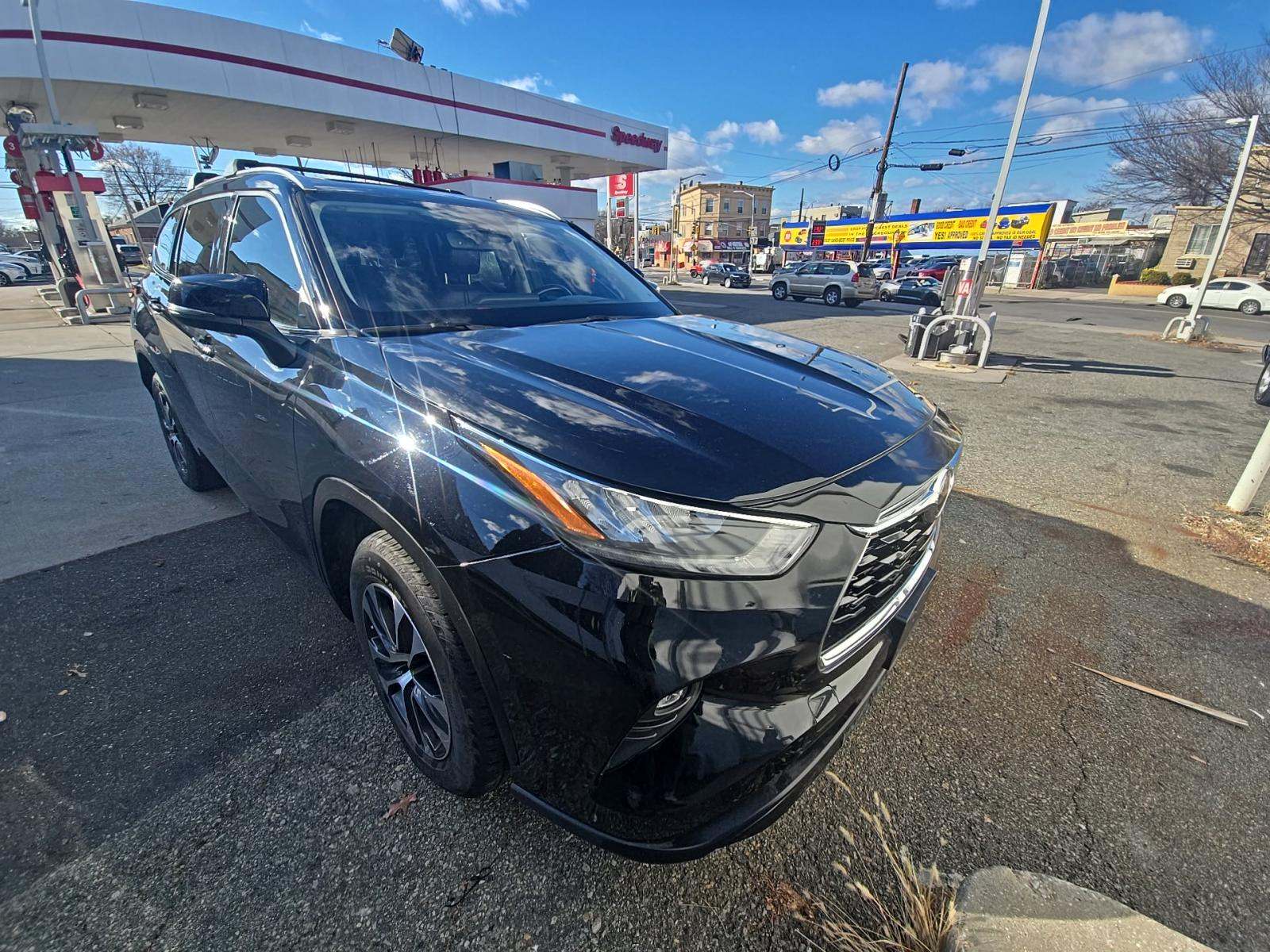 2020 Toyota Highlander XLE FWD