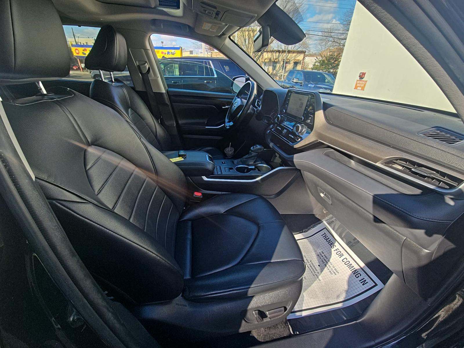 2020 Toyota Highlander XLE FWD