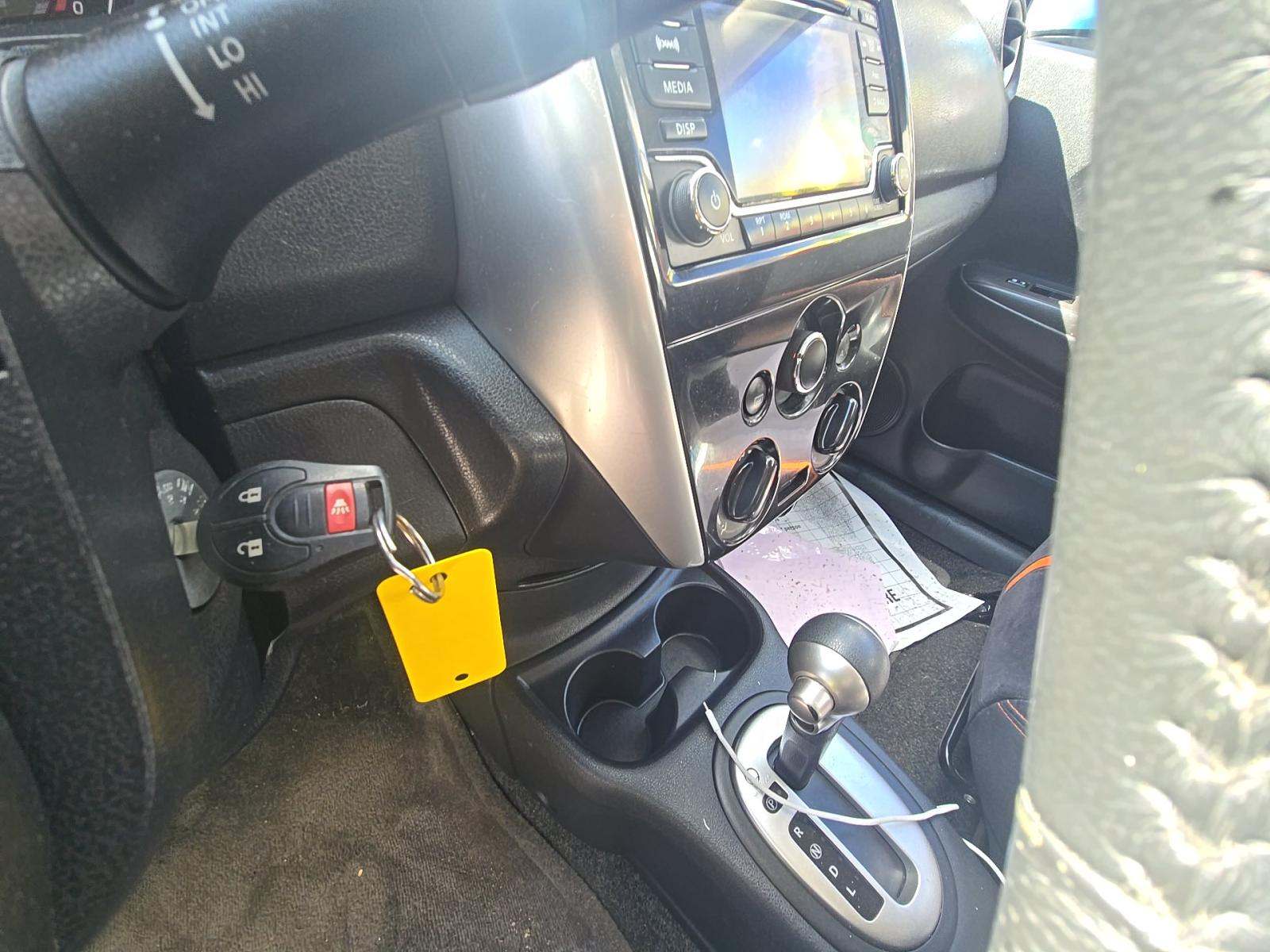 NISSAN VERSA NOTE - 8