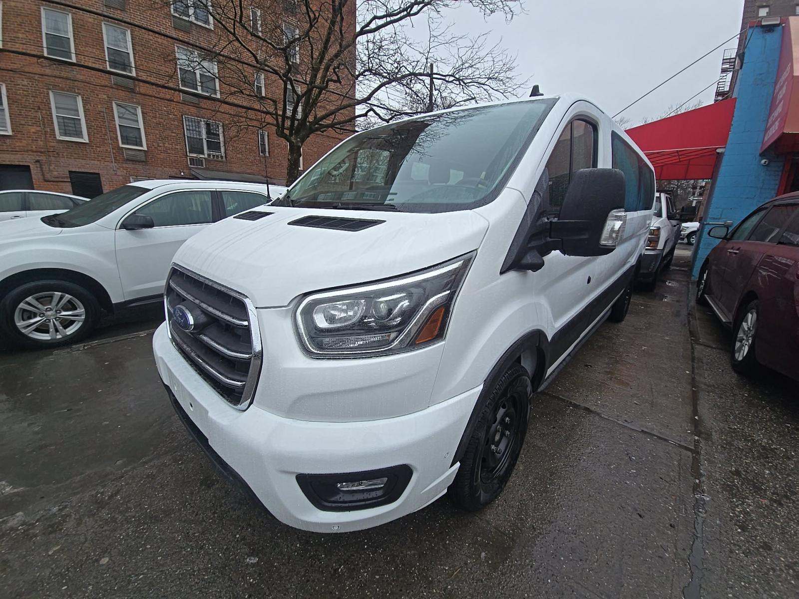 FORD TRANSIT 350 - 1