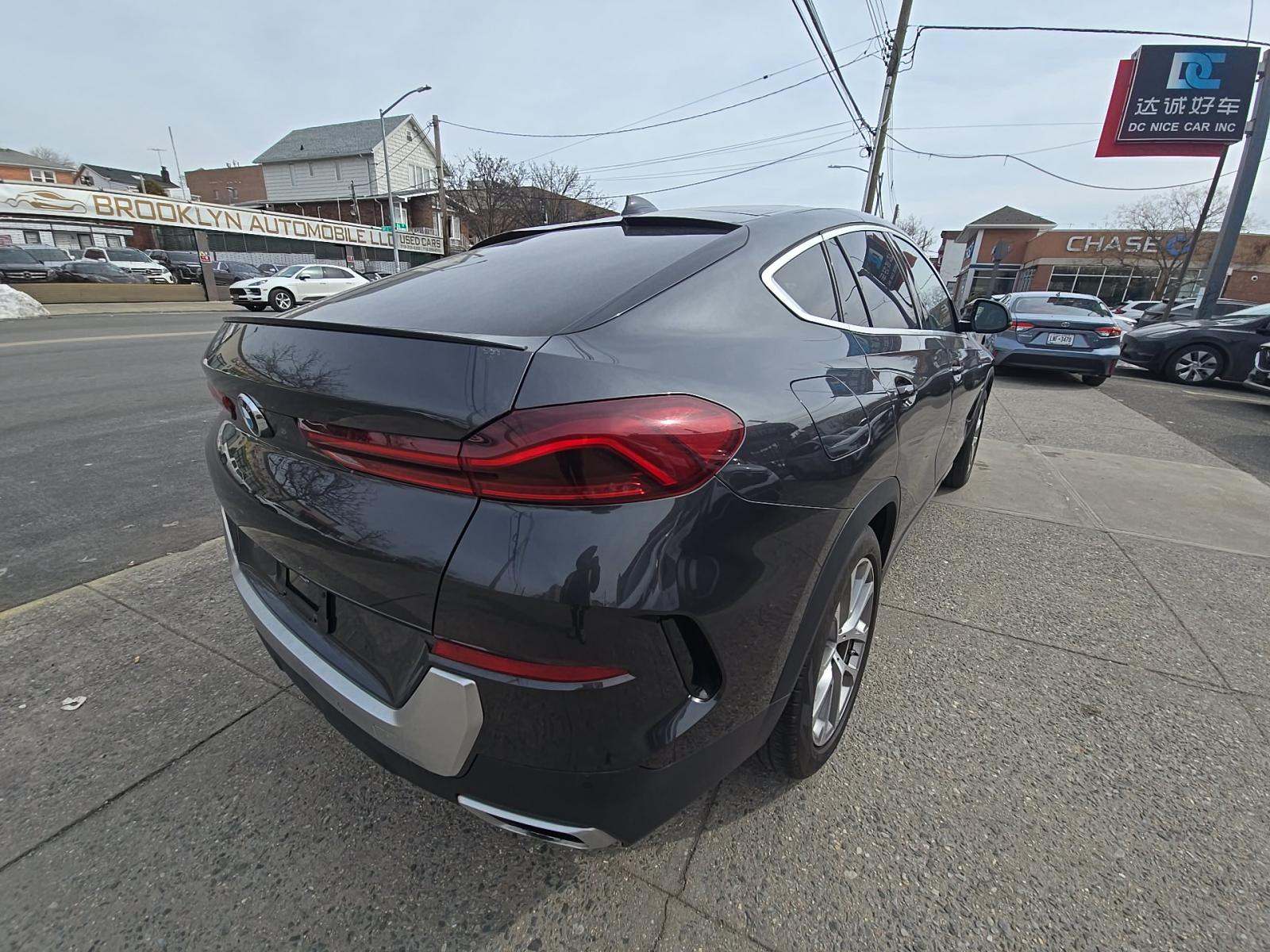 2021 BMW X6 xDrive40i AWD