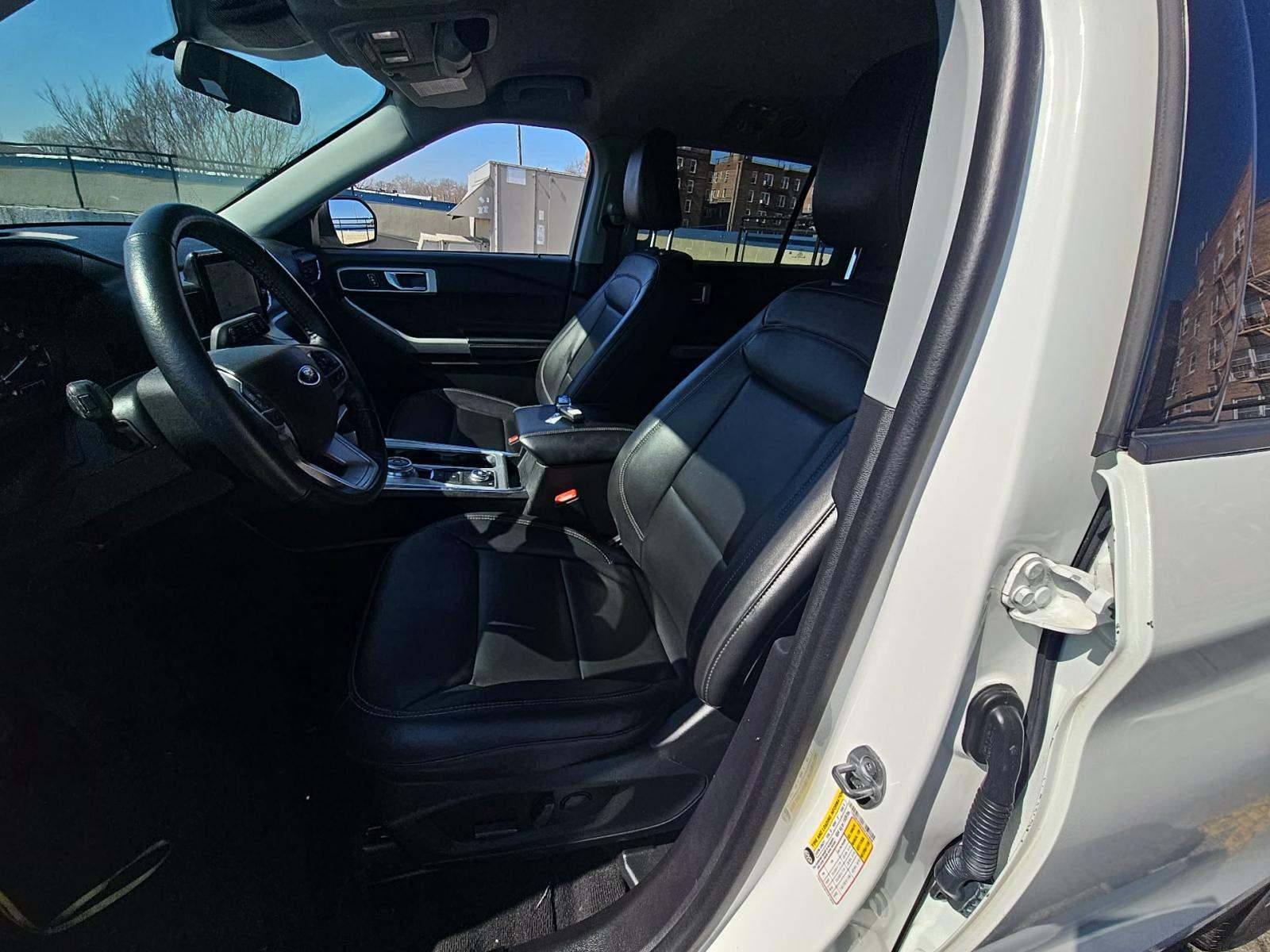 2022 Ford Explorer XLT AWD