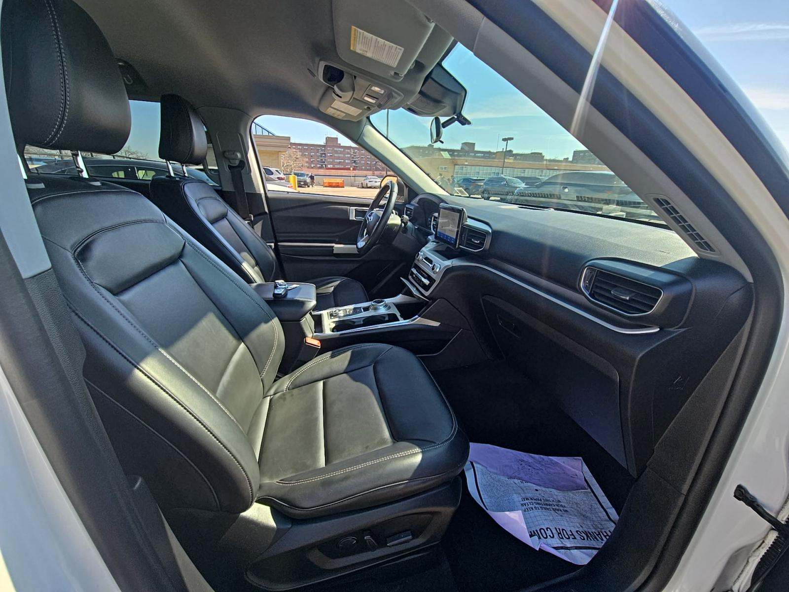 2022 Ford Explorer XLT AWD