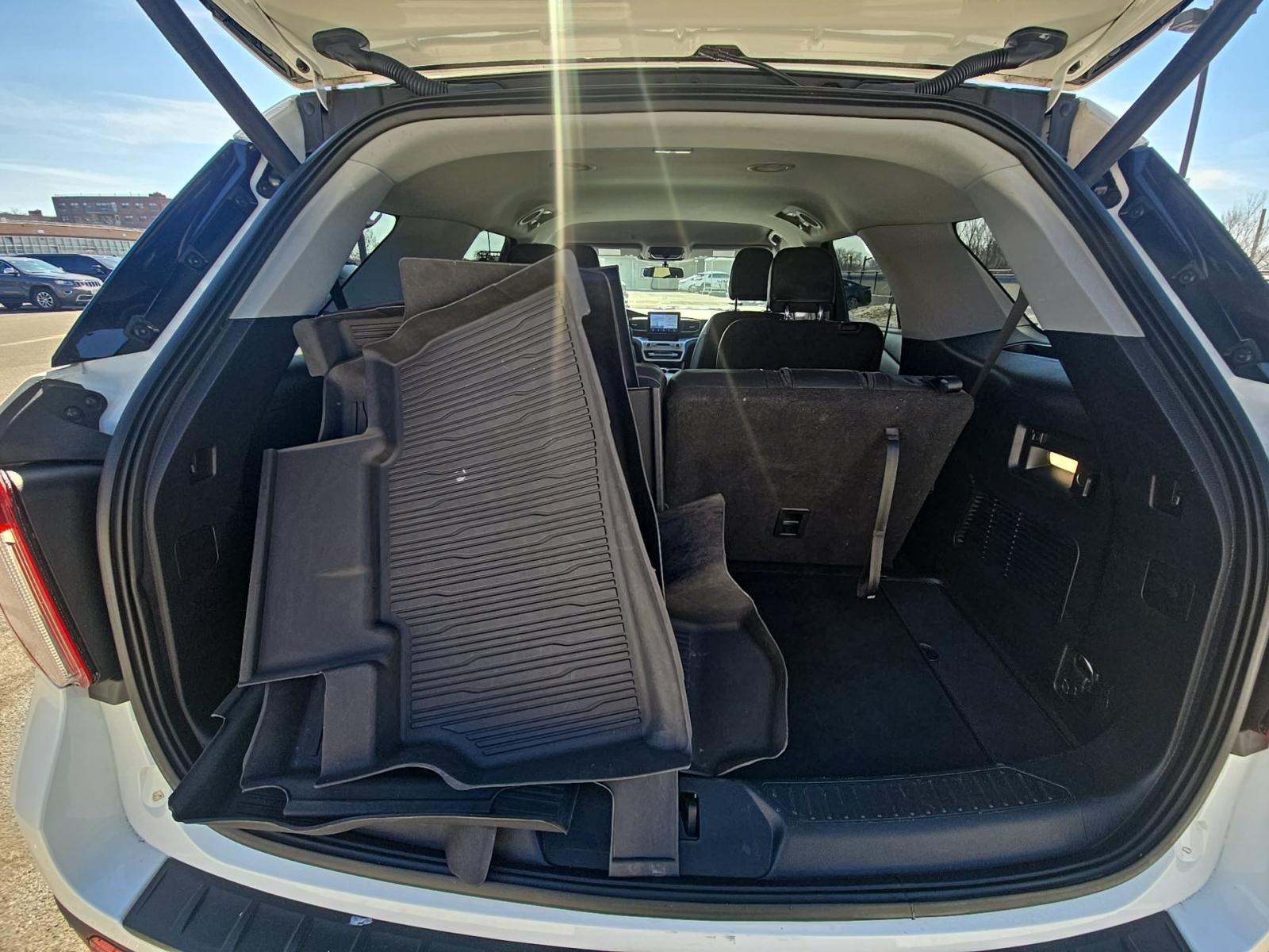 2022 Ford Explorer XLT AWD