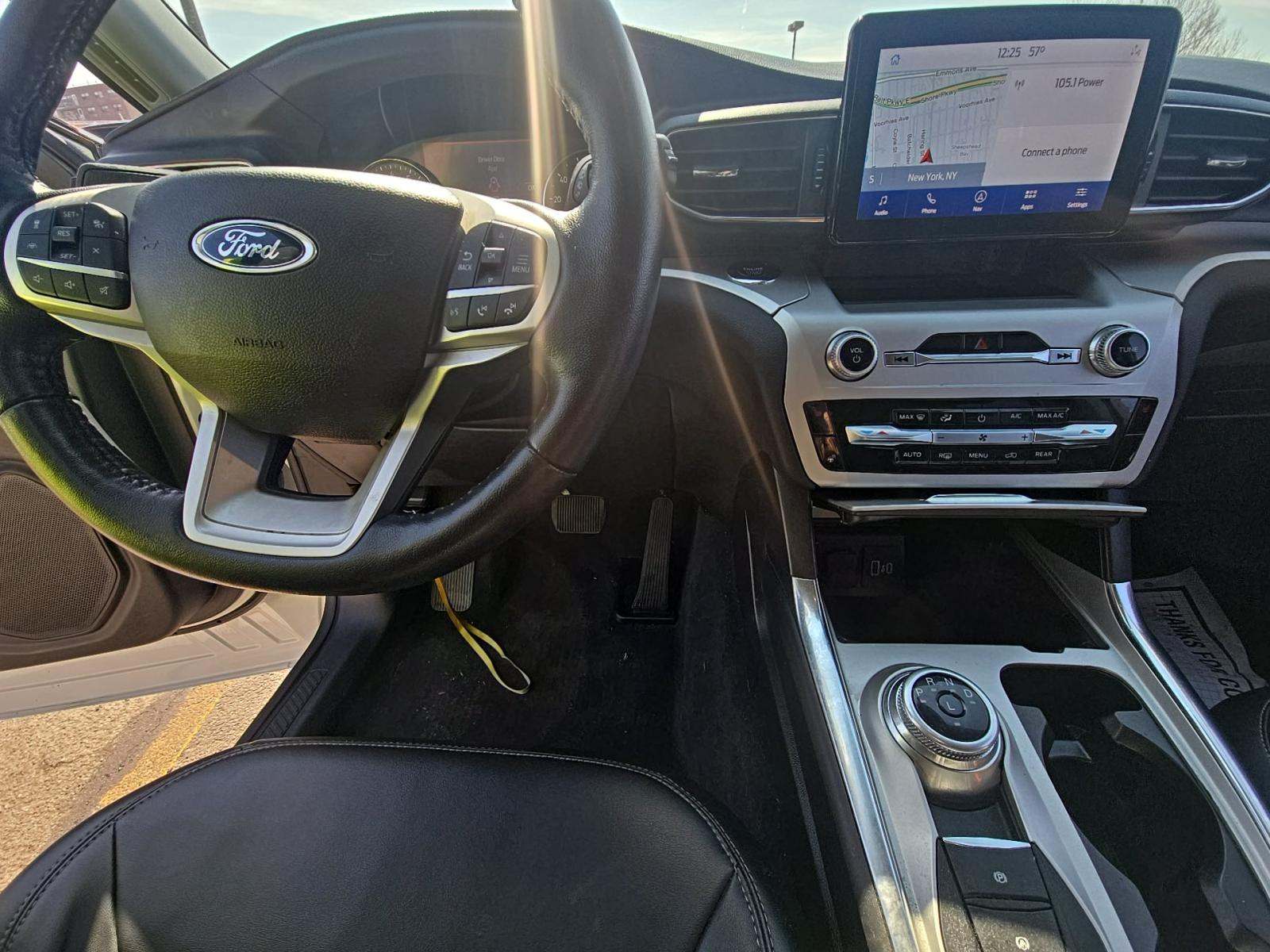 2022 Ford Explorer XLT AWD