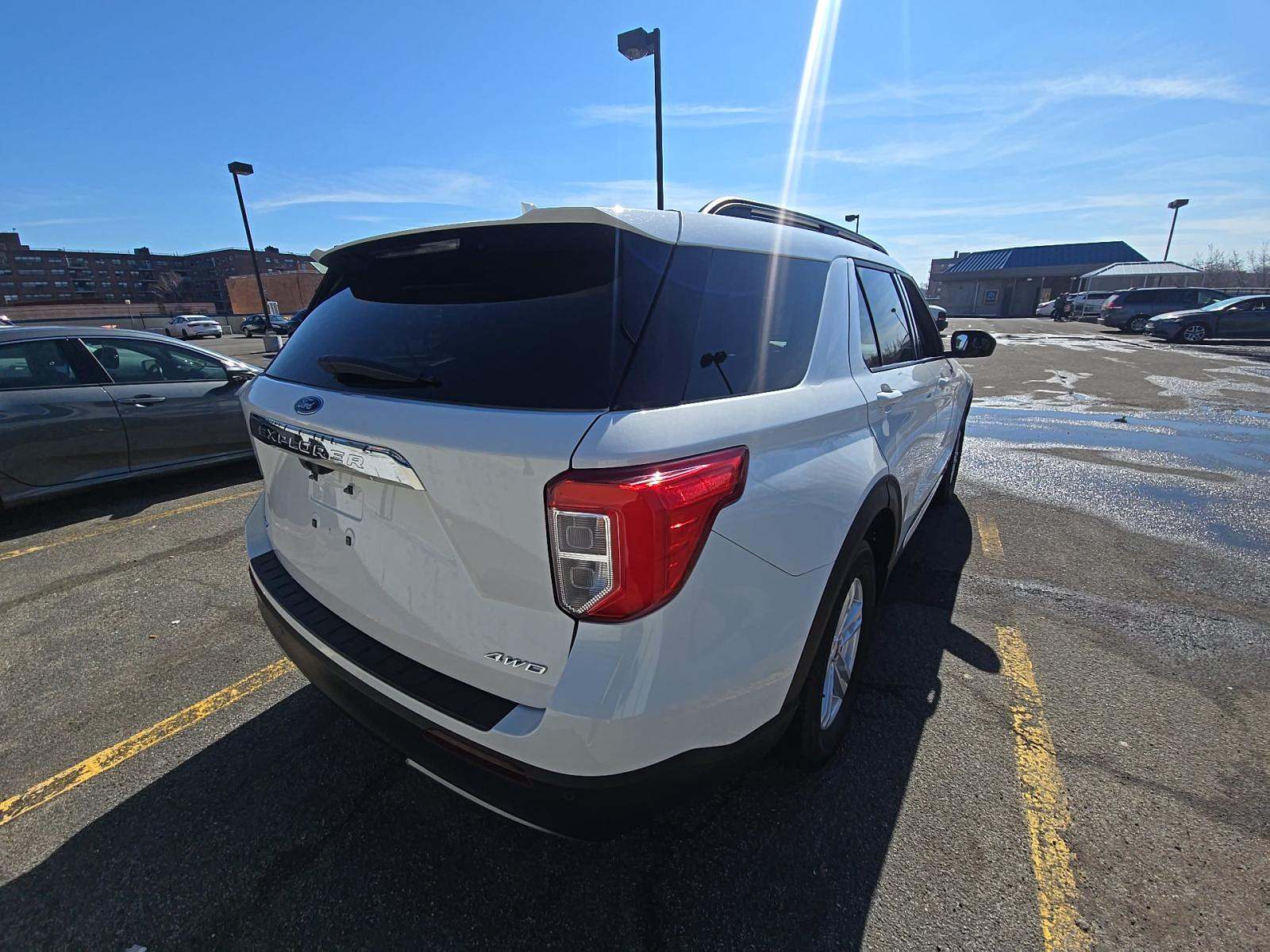 2022 Ford Explorer XLT AWD