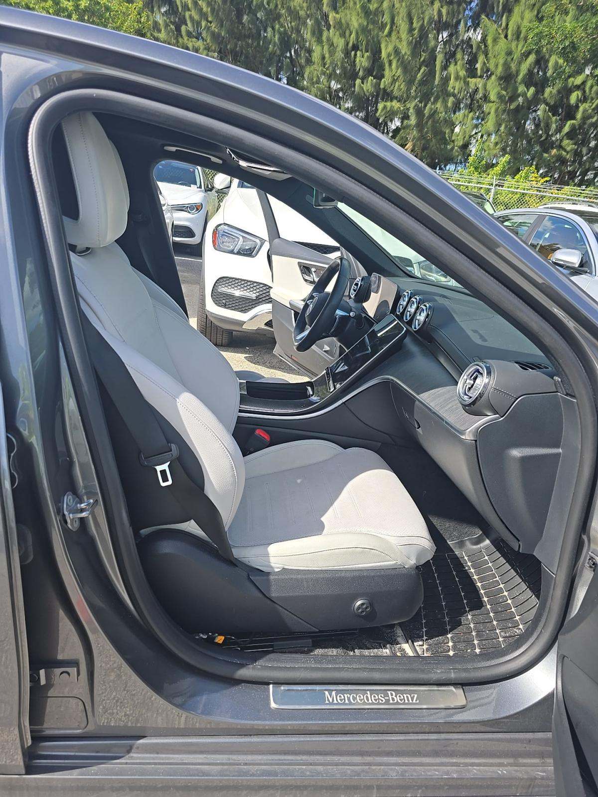 2023 Mercedes-Benz C-Class C 300 RWD