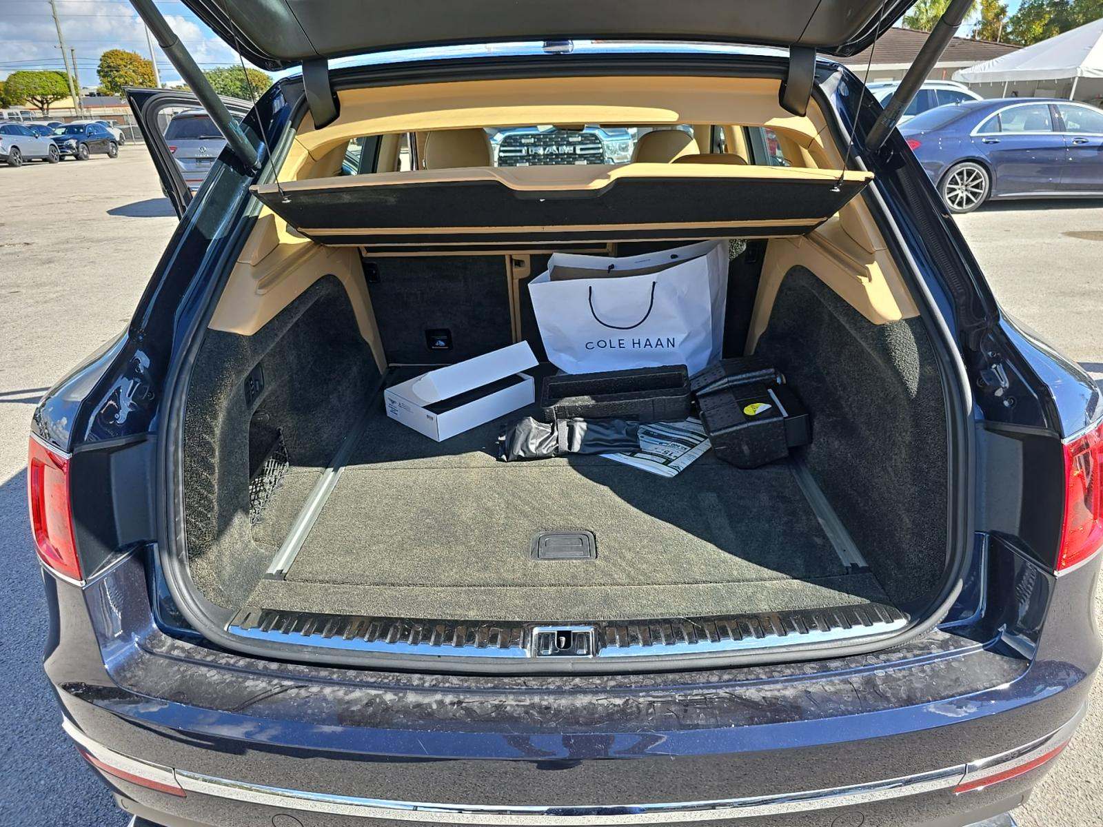 2018 Bentley Bentayga W12 Signature AWD