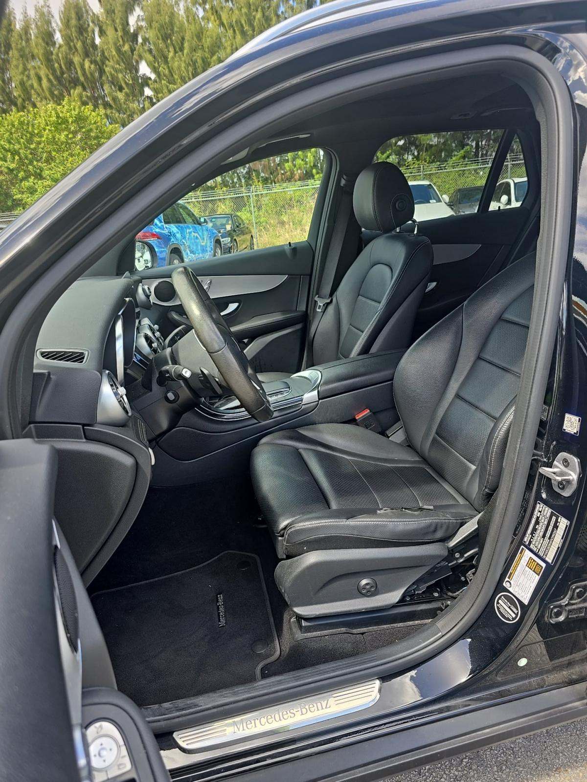 2022 Mercedes-Benz GLC GLC 300 RWD