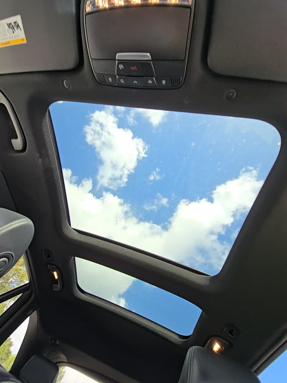 2022 Mercedes-Benz GLC GLC 300 RWD