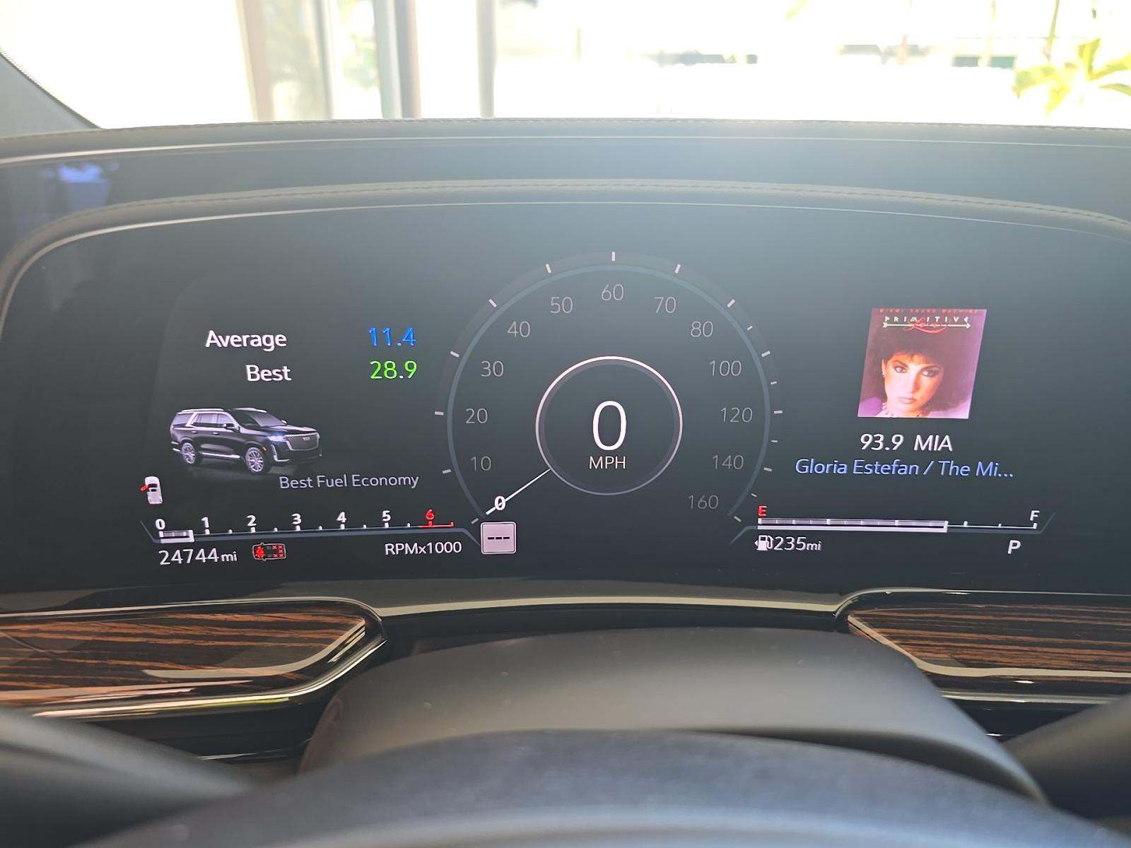 2024 Cadillac Escalade ESV Luxury RWD