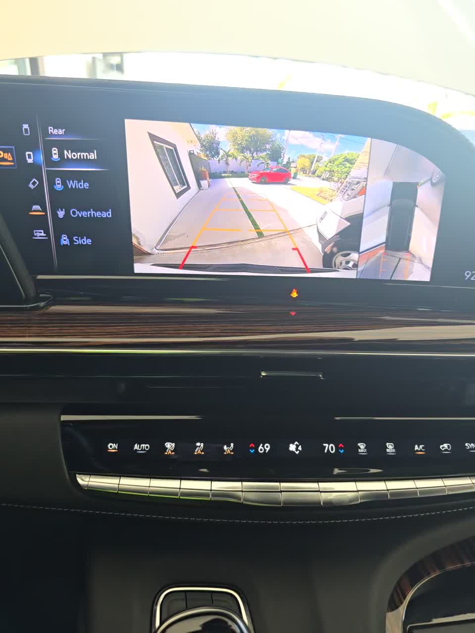 2024 Cadillac Escalade ESV Luxury RWD