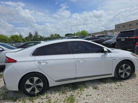 2017 Hyundai Ioniq Electric Limited FWD