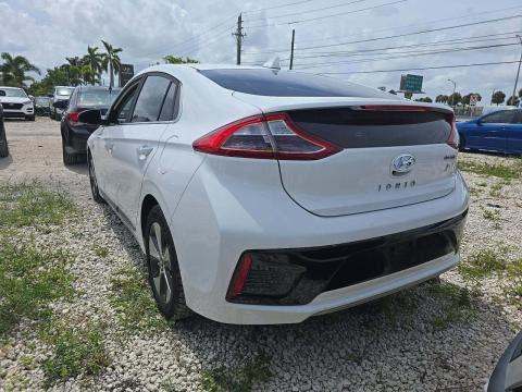 2017 Hyundai Ioniq Electric Limited FWD