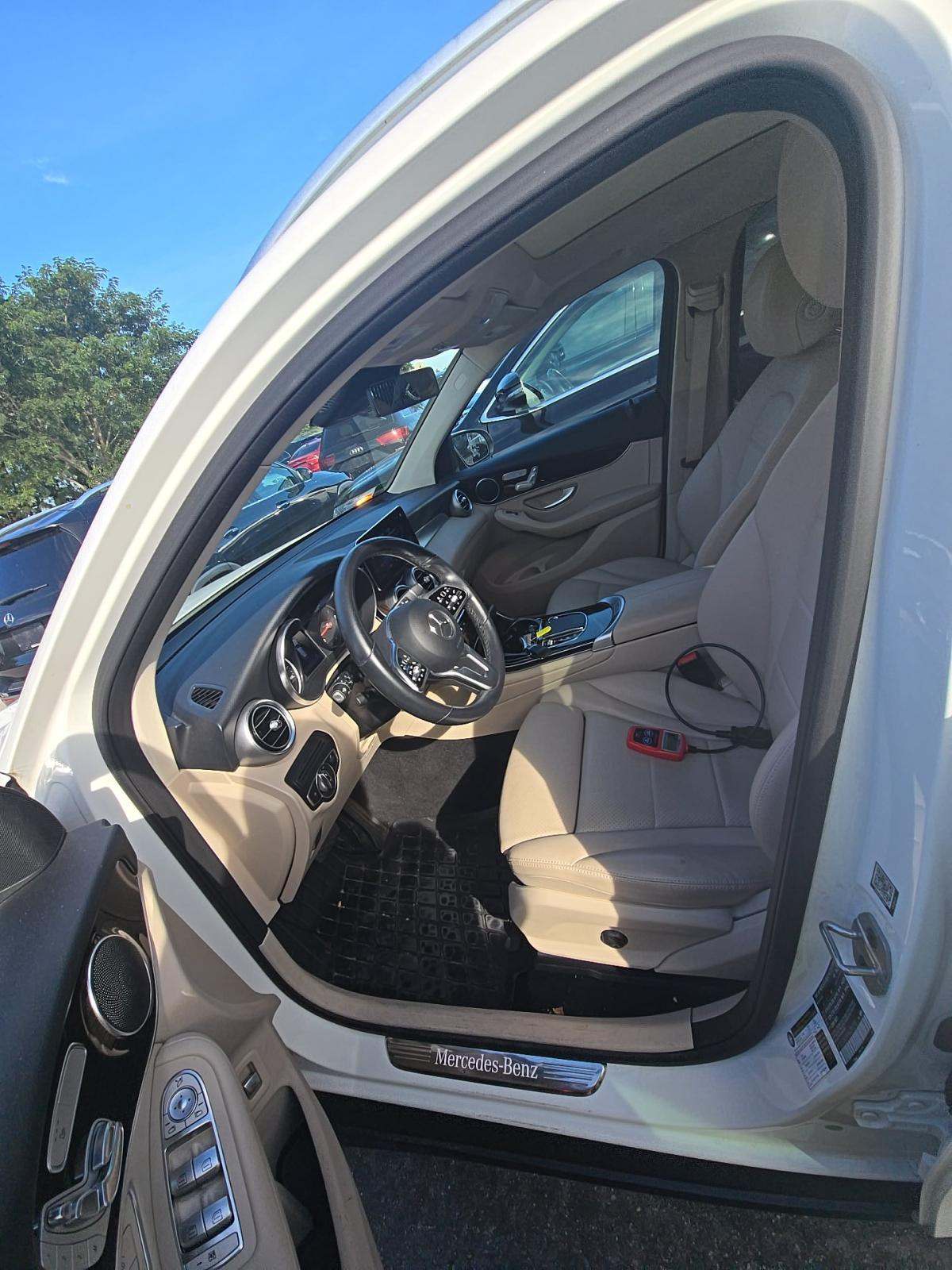 2022 Mercedes-Benz GLC GLC 300 RWD