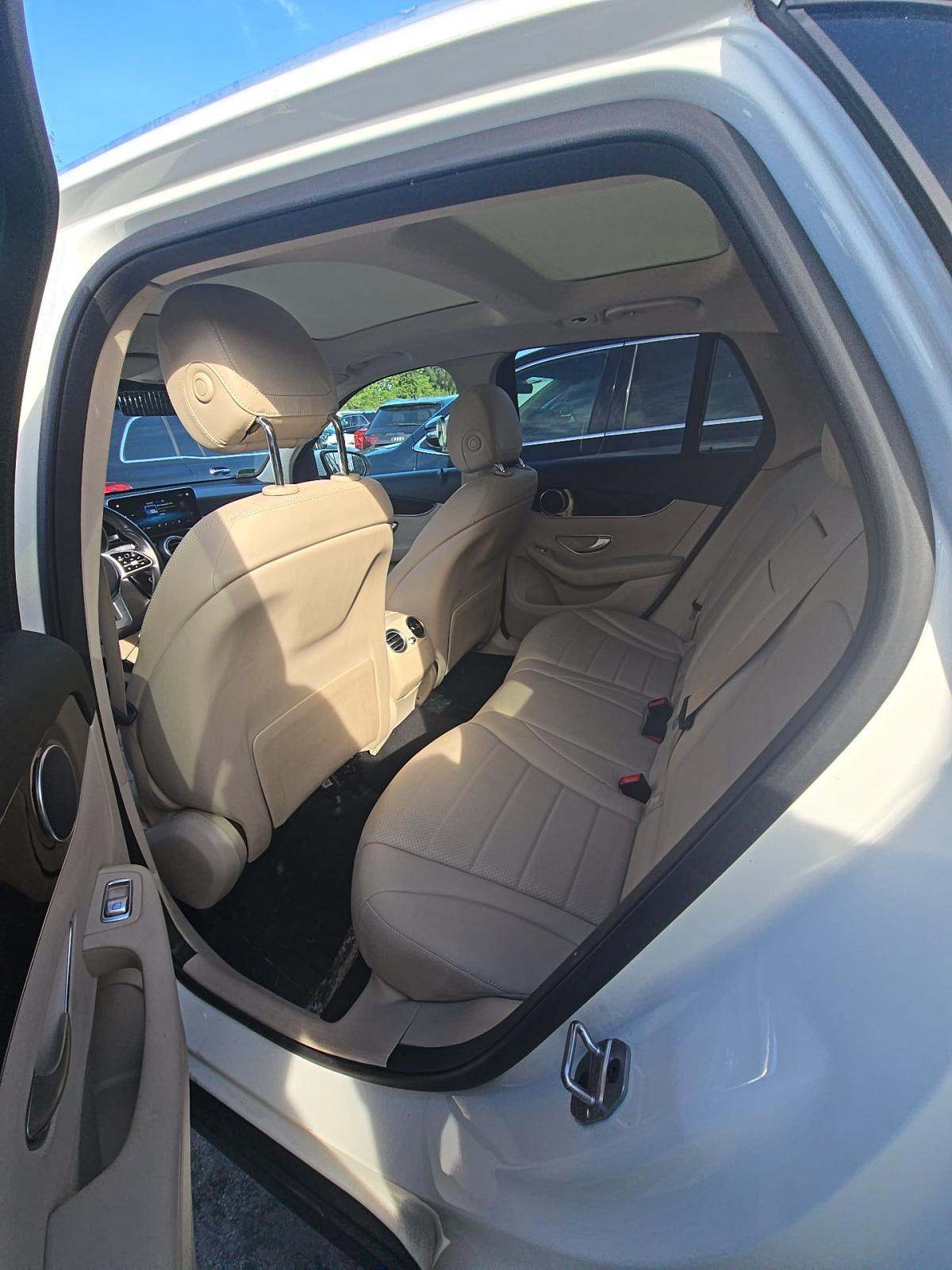 2022 Mercedes-Benz GLC GLC 300 RWD