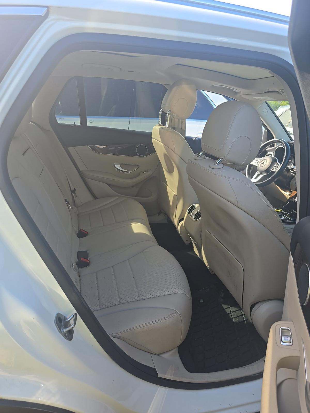 2022 Mercedes-Benz GLC GLC 300 RWD