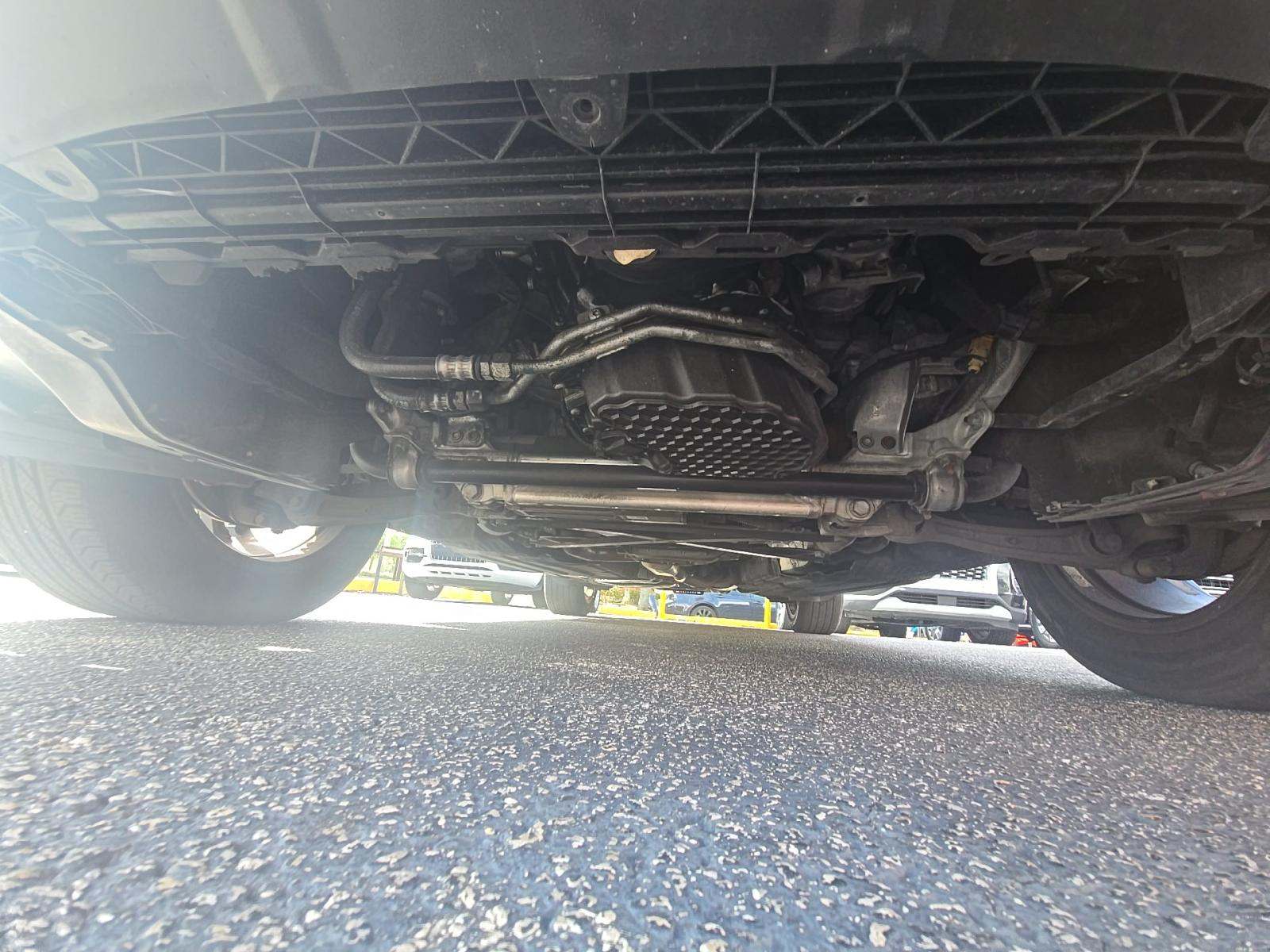 2017 Porsche Macan Base AWD