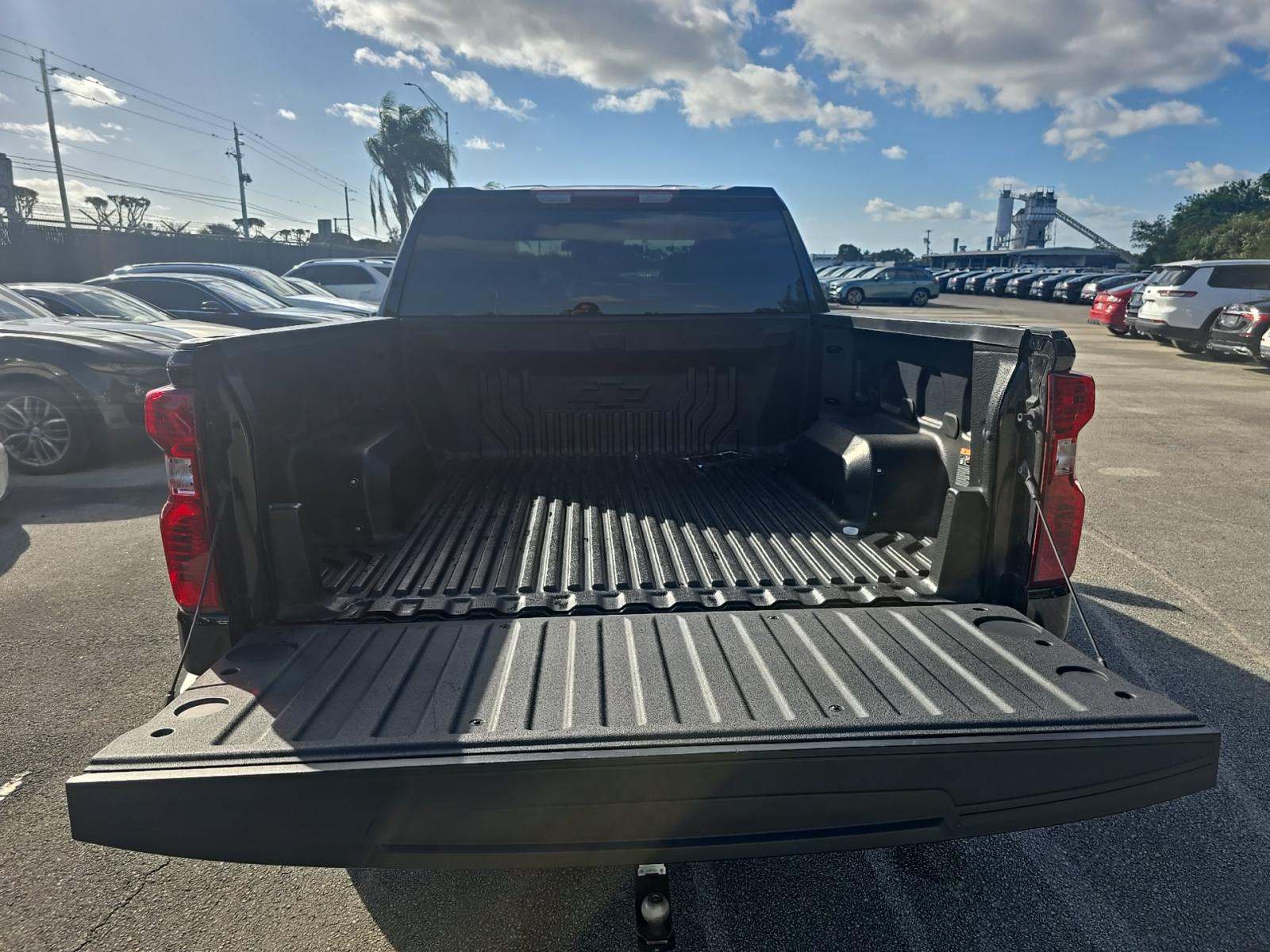 2023 Chevrolet Silverado 1500 LT RWD