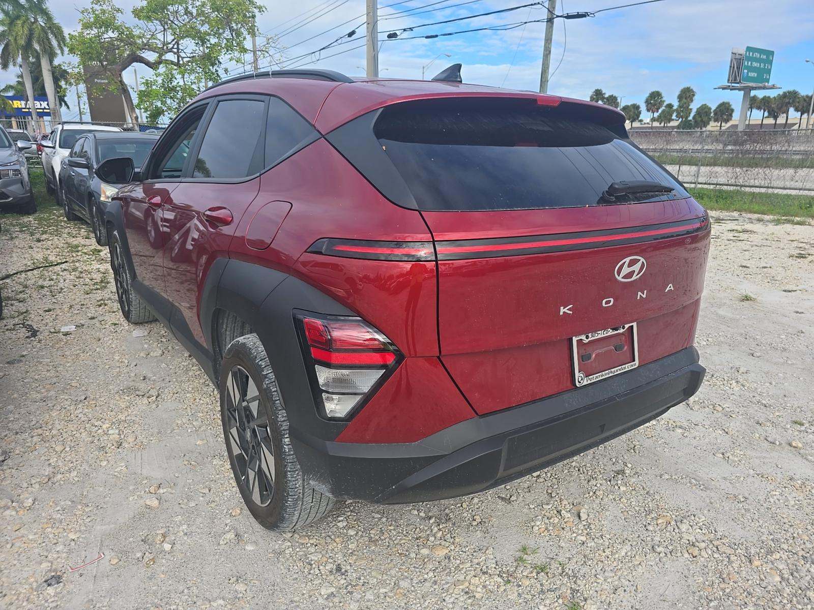 2024 Hyundai Kona SEL FWD