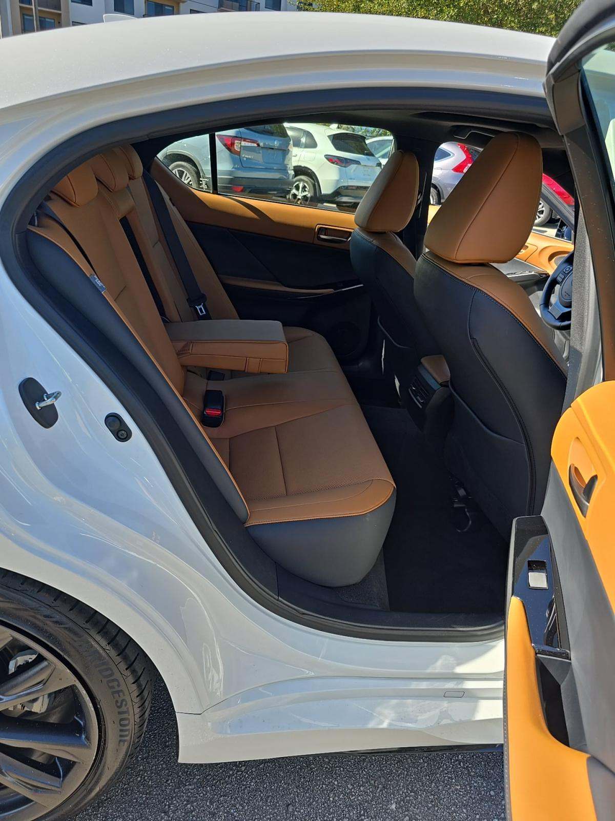 2025 Lexus IS IS 350 F SPORT Design RWD