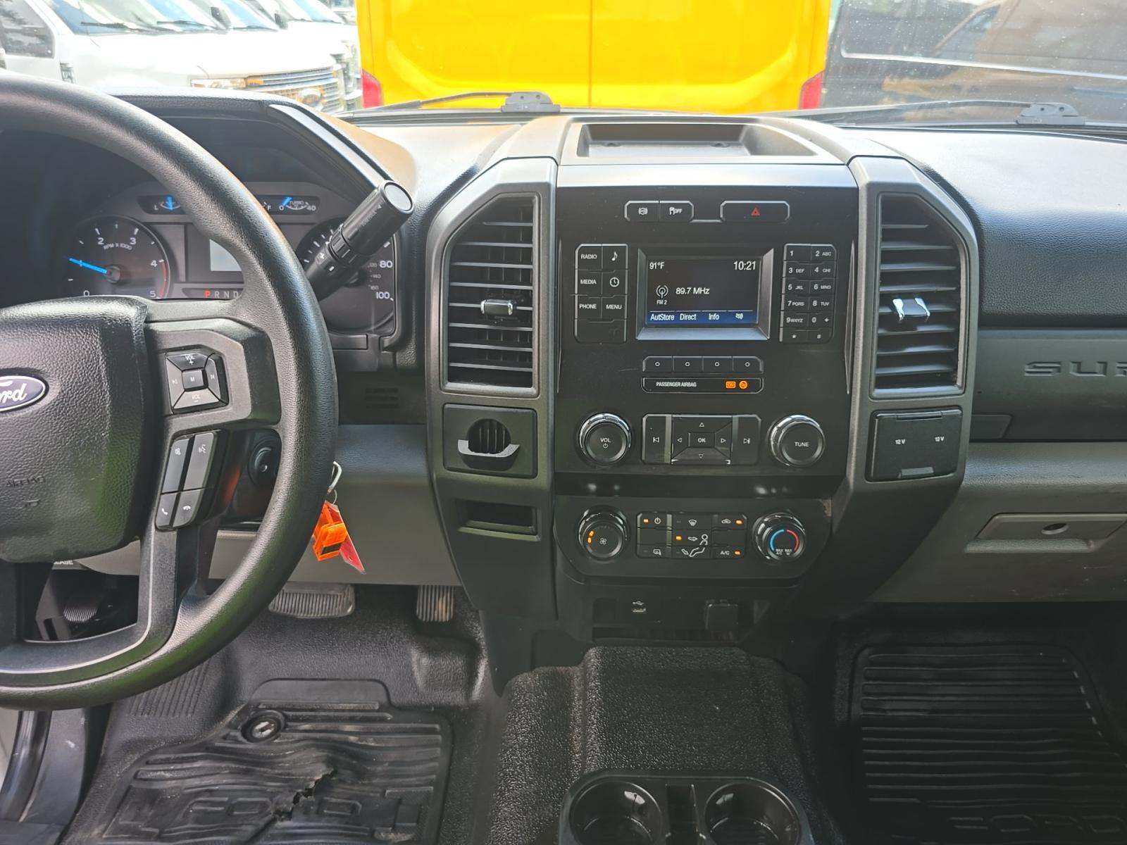 FORD F-450 - 10