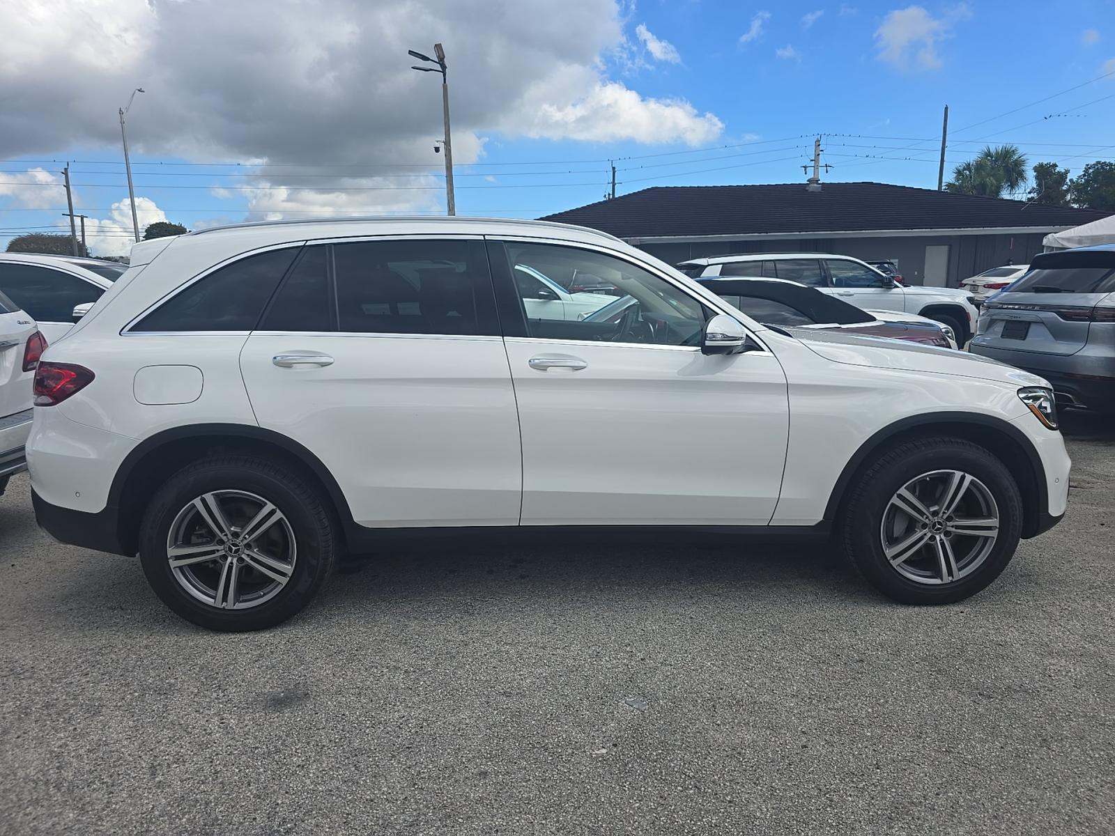 2022 Mercedes-Benz GLC GLC 300 AWD