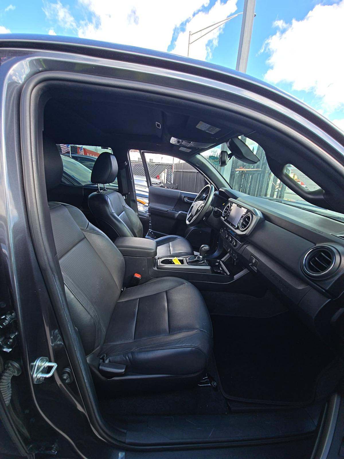 2022 Toyota Tacoma TRD Sport RWD