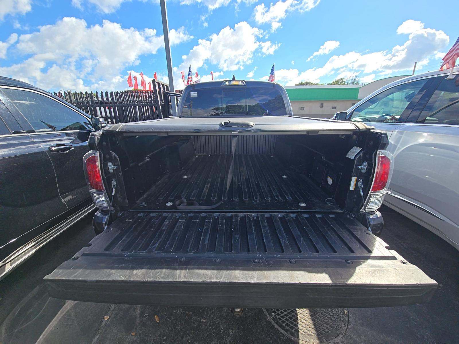 2022 Toyota Tacoma TRD Sport RWD