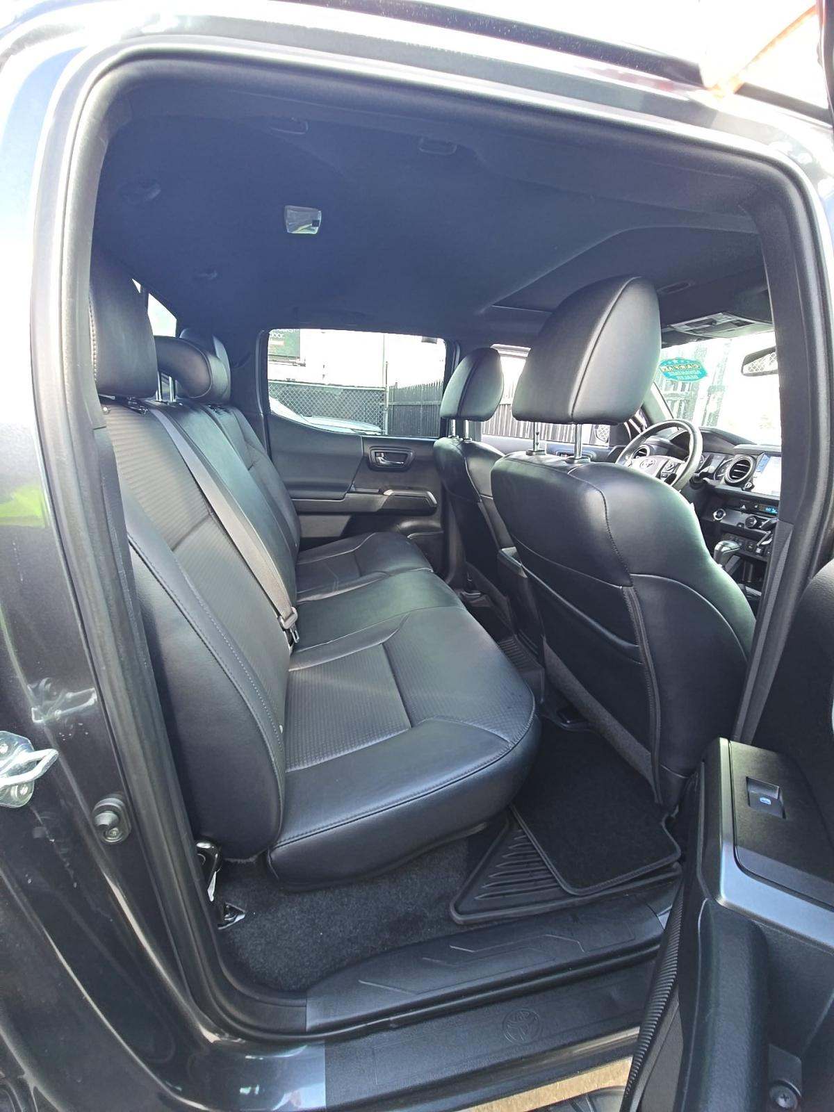 2022 Toyota Tacoma TRD Sport RWD