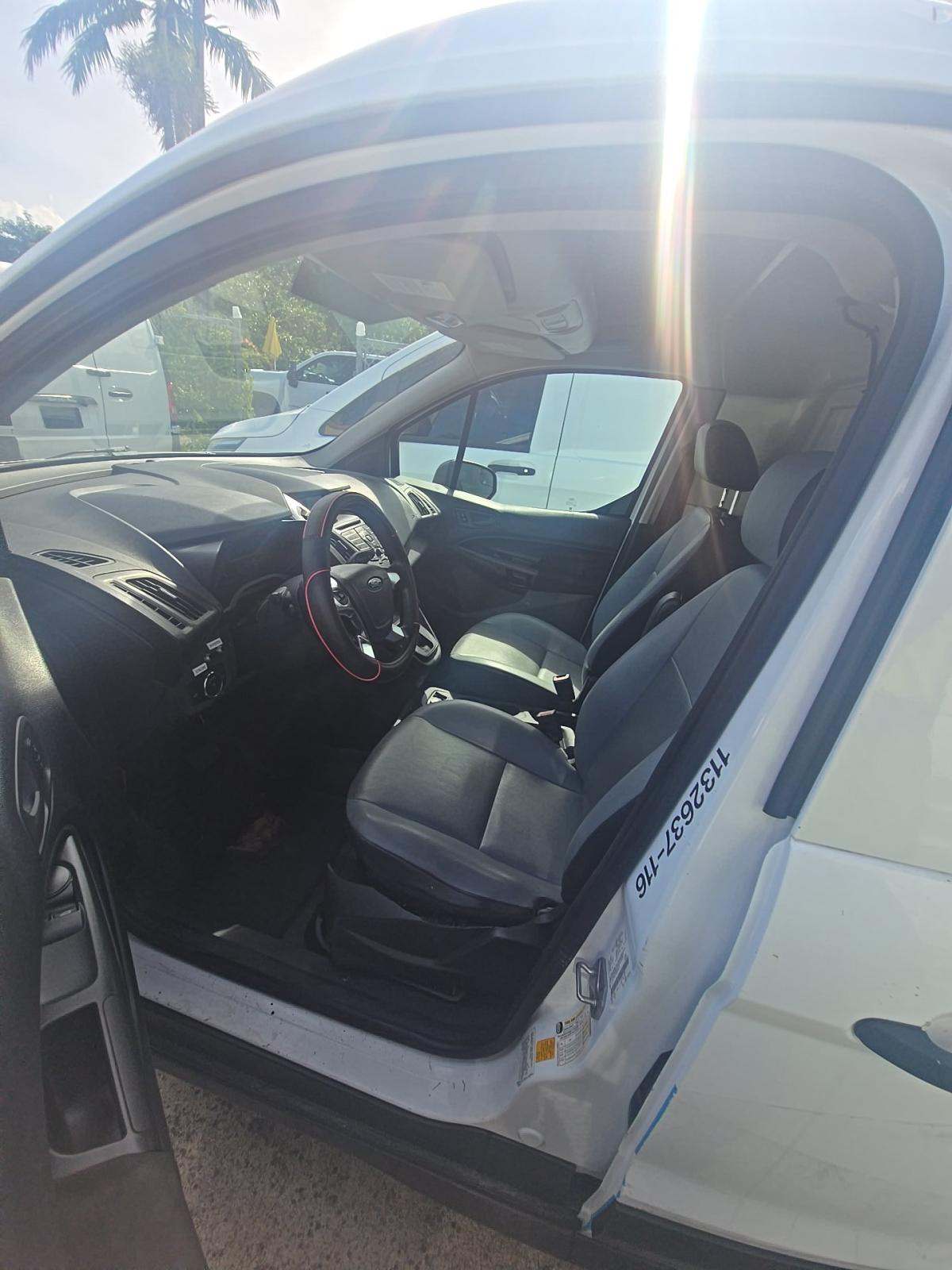FORD TRANSIT CONNECT - 6
