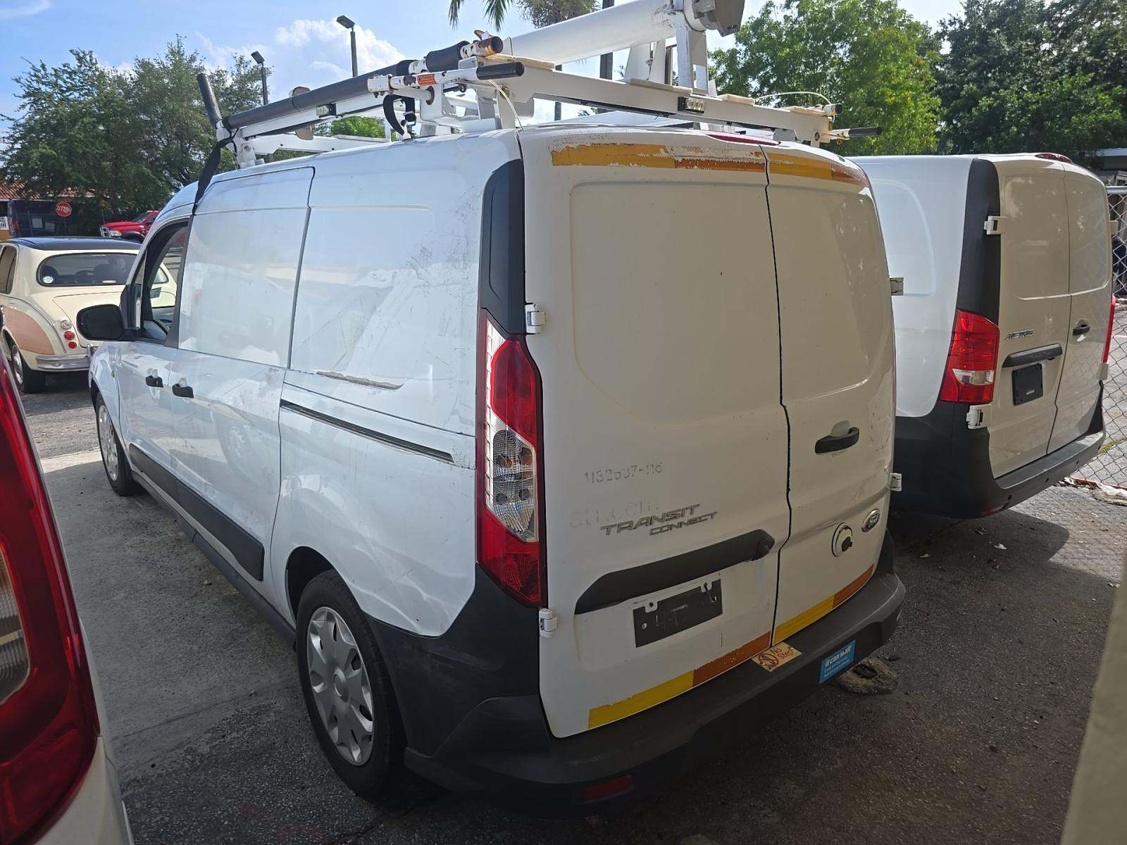 FORD TRANSIT CONNECT - 2