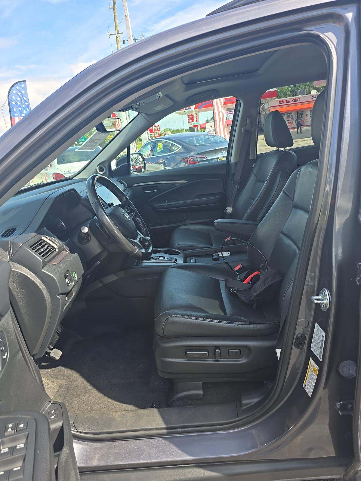 2022 Honda Pilot Special Edition FWD