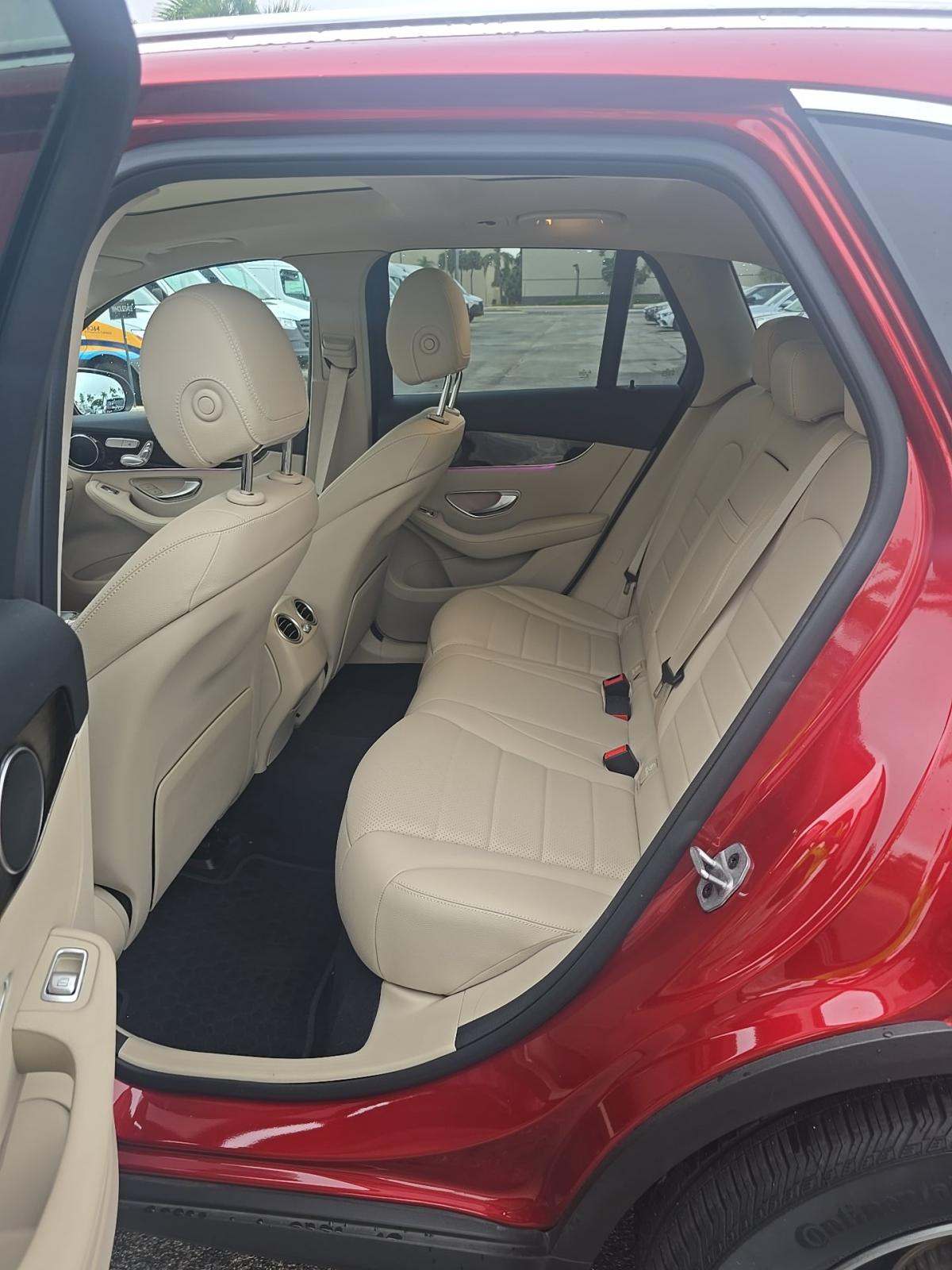 2022 Mercedes-Benz GLC GLC 300 RWD