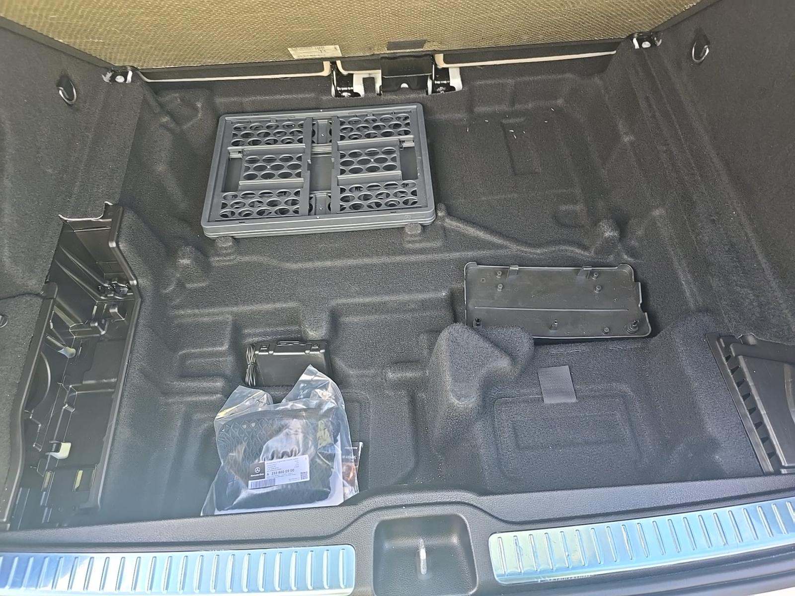 2022 Mercedes-Benz GLC GLC 300 RWD