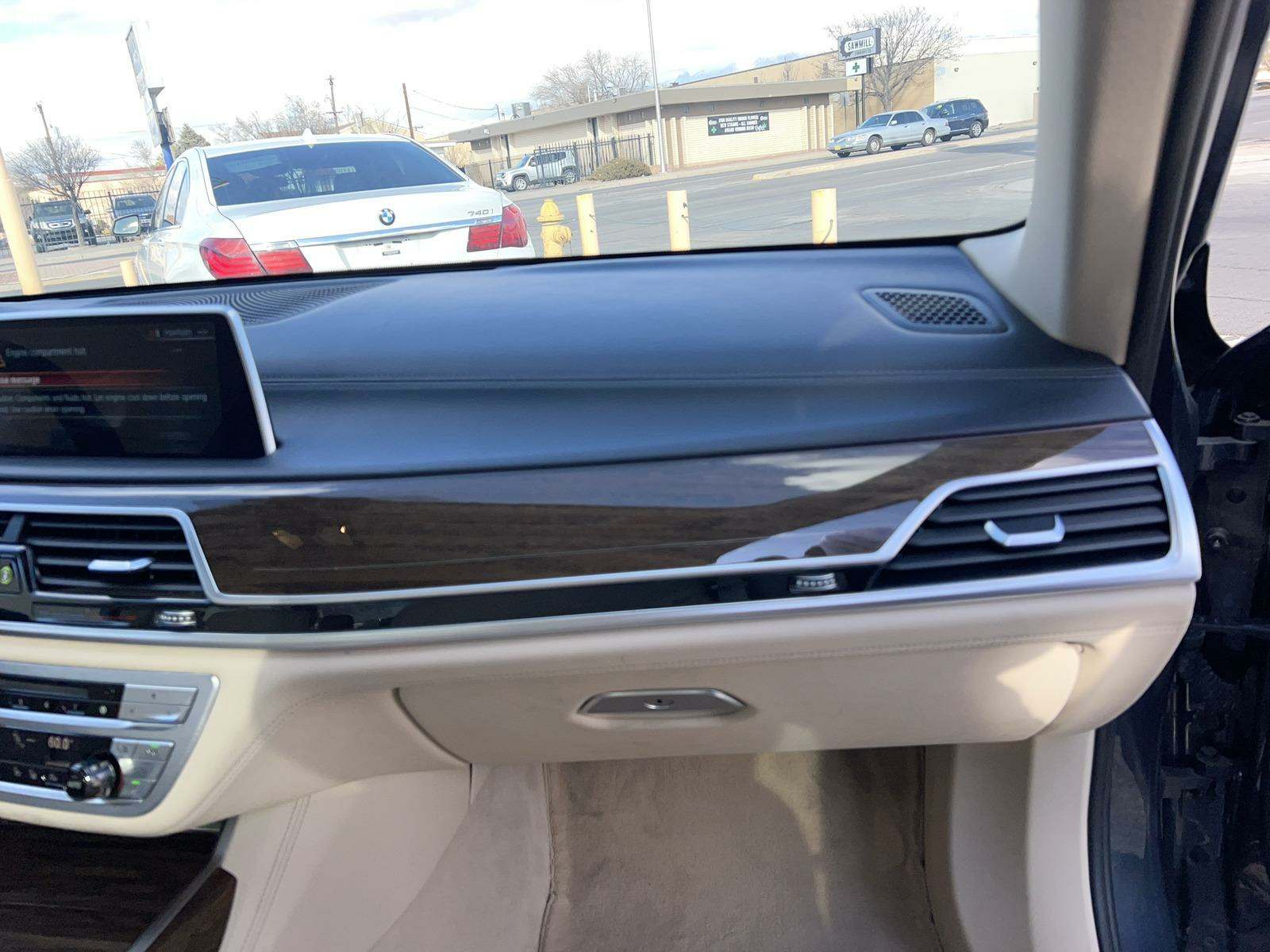 2016 BMW 7 Series 740i RWD