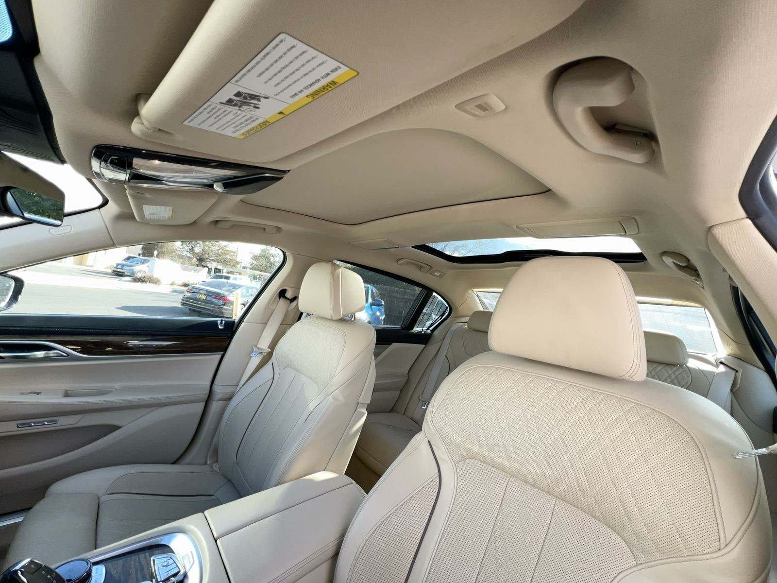 2016 BMW 7 Series 740i RWD