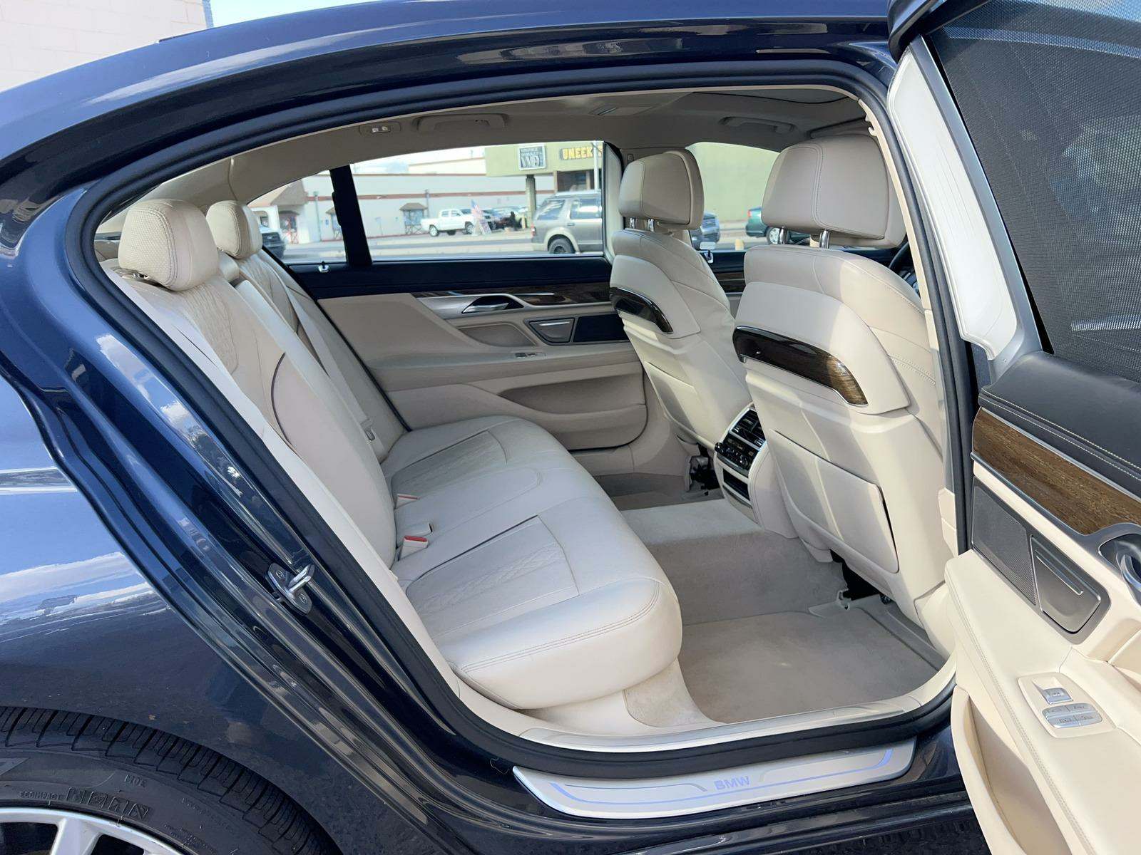 2016 BMW 7 Series 740i RWD