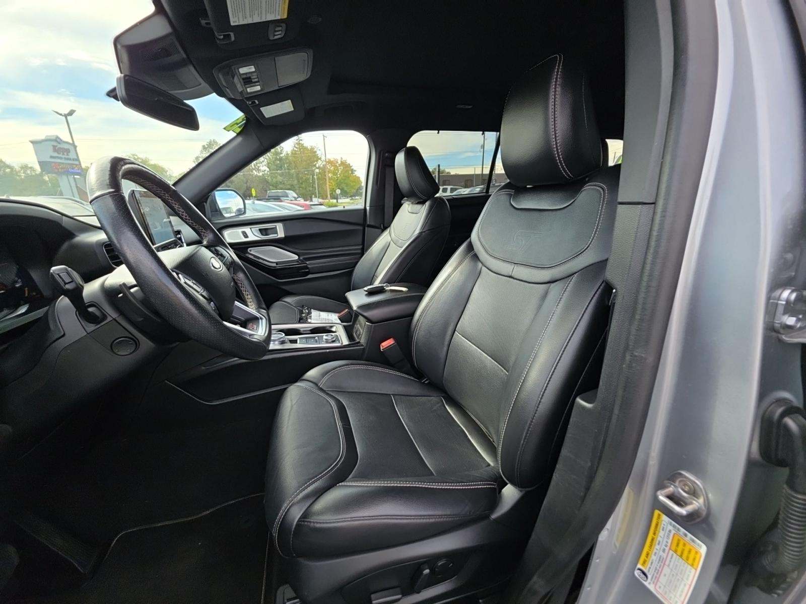 2023 Ford Explorer ST AWD