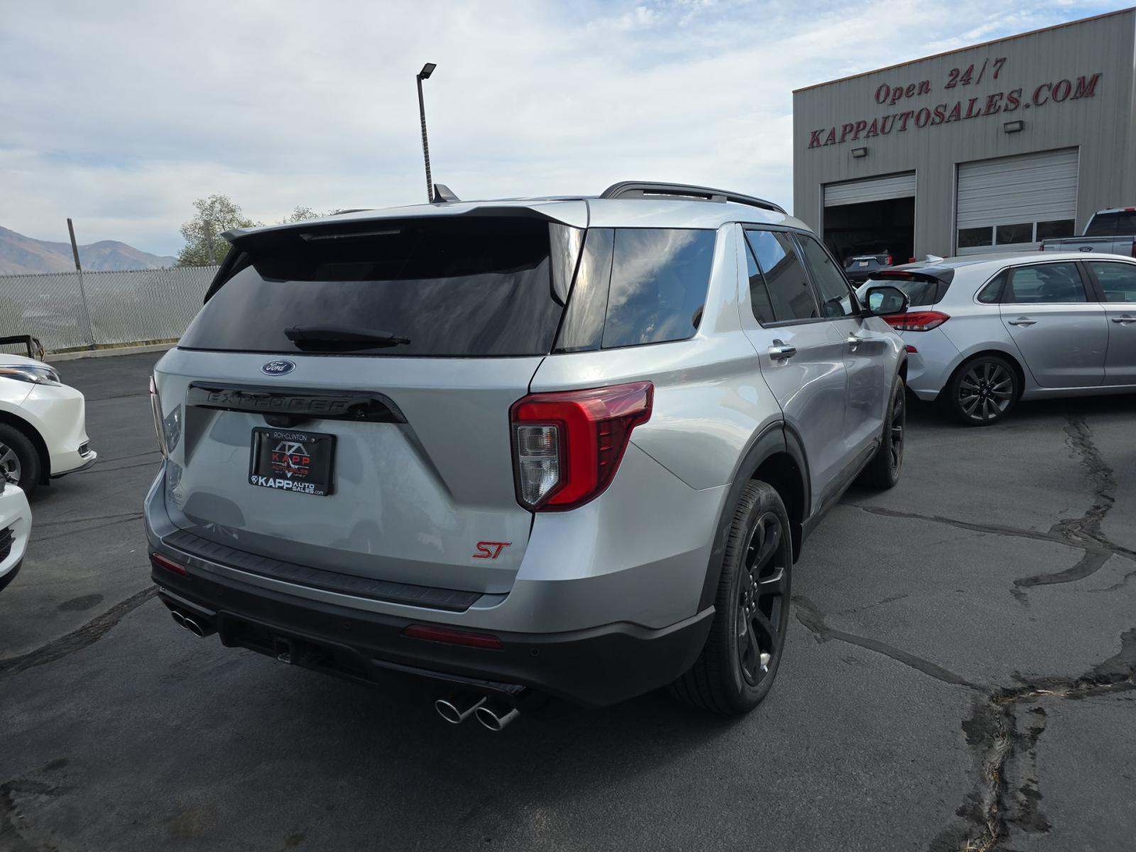 2023 Ford Explorer ST AWD