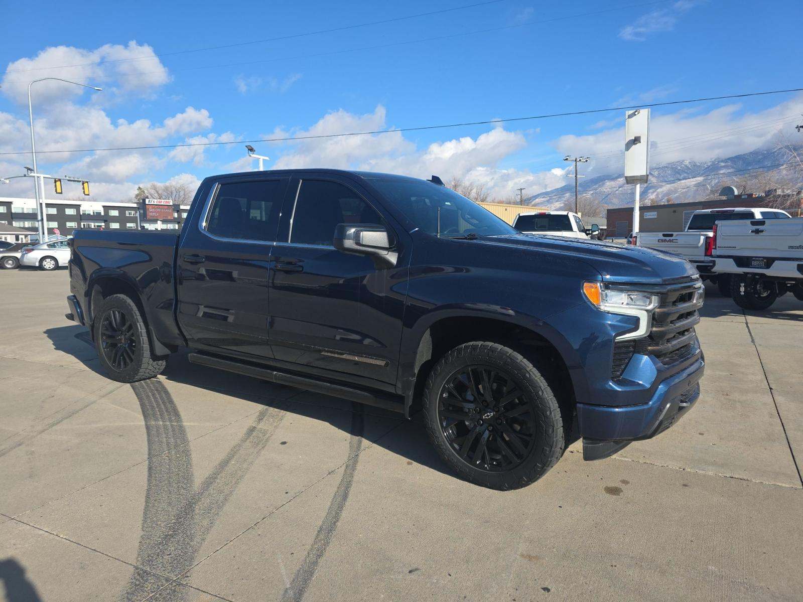 2022 Chevrolet Silverado 1500 High Country AWD