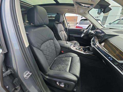 2025 BMW X7 xDrive40i AWD