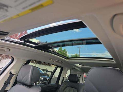 2025 BMW X7 xDrive40i AWD