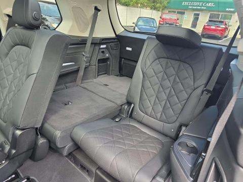 2025 BMW X7 xDrive40i AWD